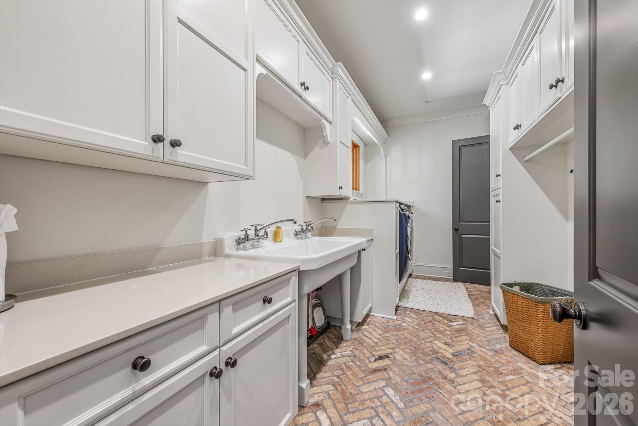 8728 Arbor Commons Lane — Concord