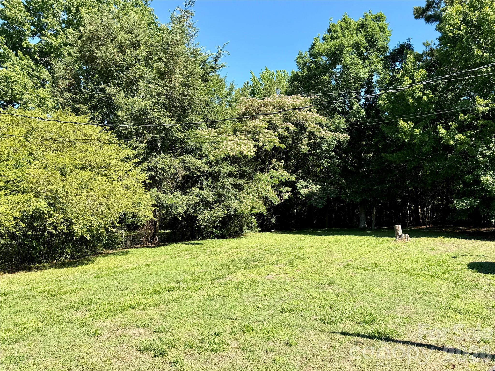 438 Hall Spencer Road — Catawba