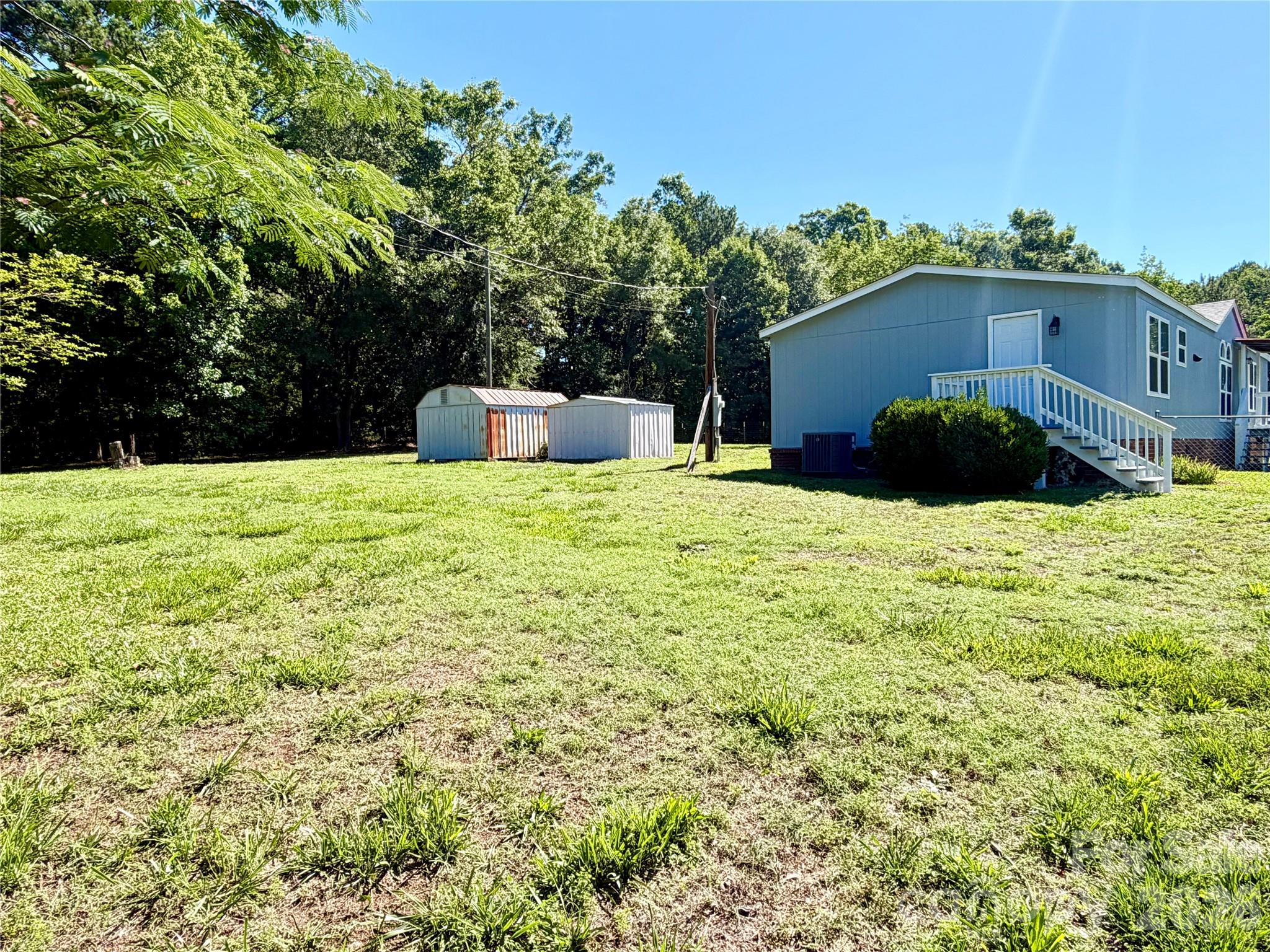 438 Hall Spencer Road — Catawba