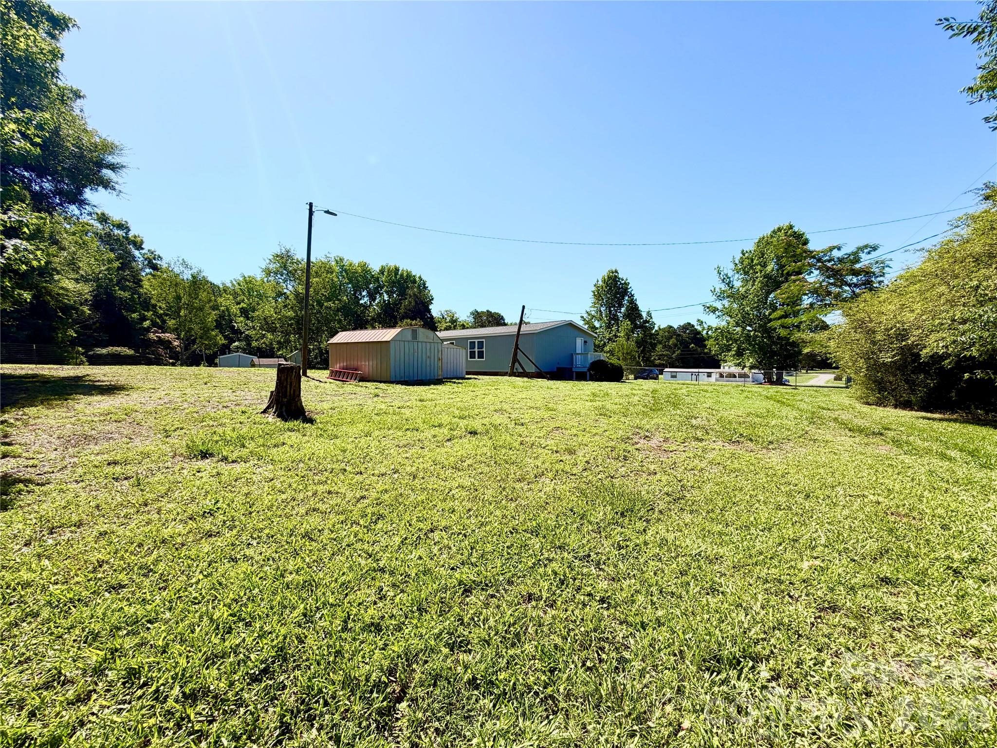 438 Hall Spencer Road — Catawba