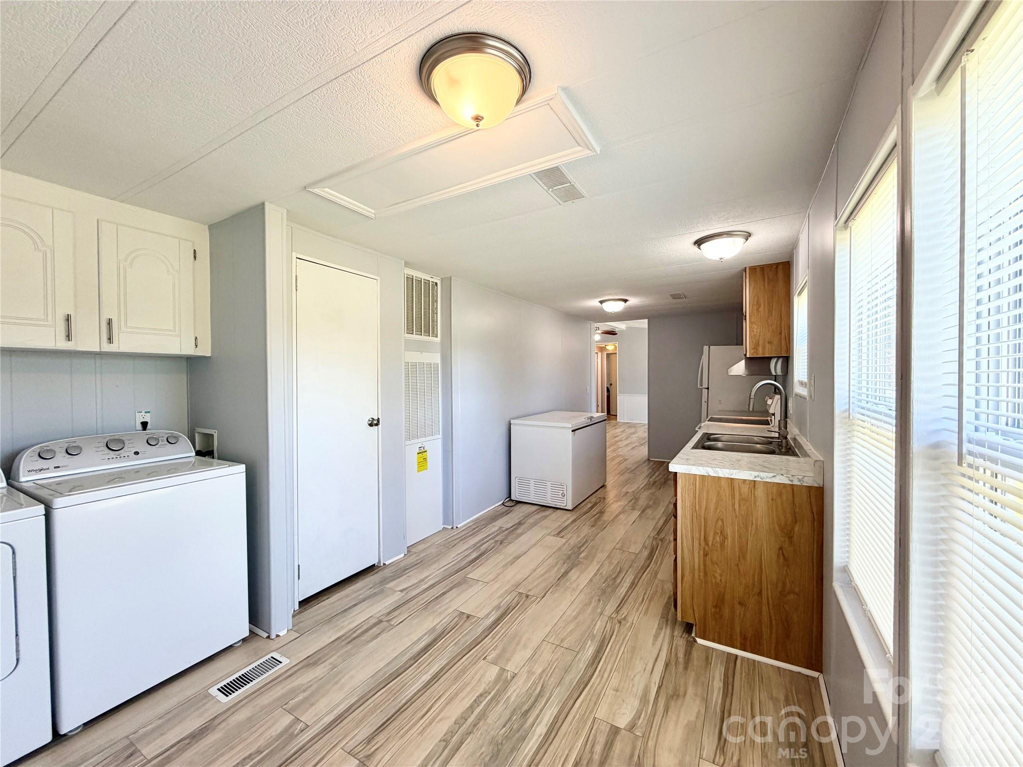 438 Hall Spencer Road — Catawba