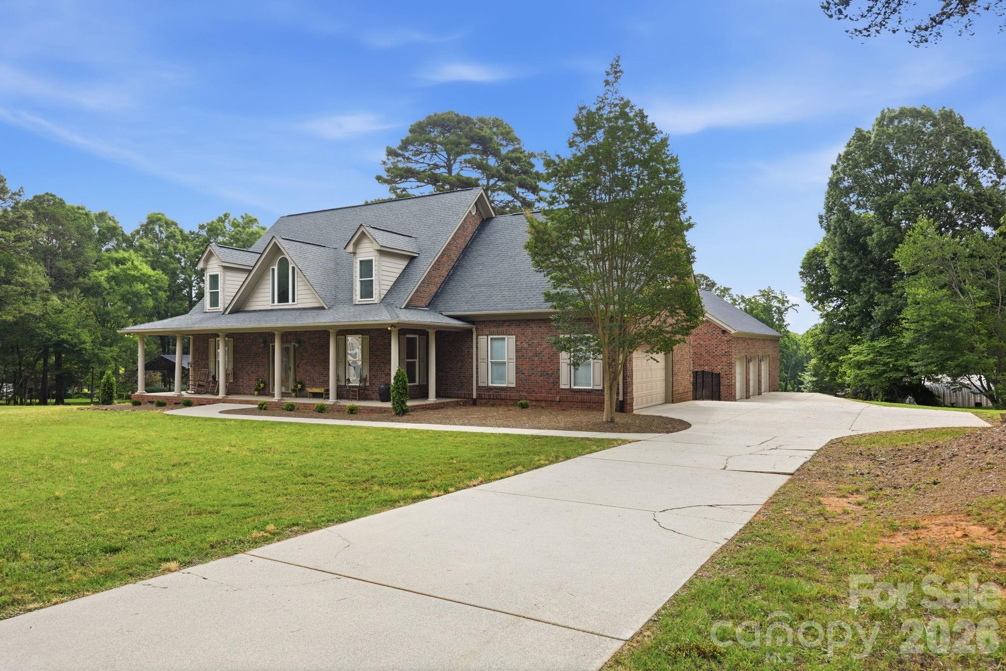 132 Monarch Lane — Mooresville