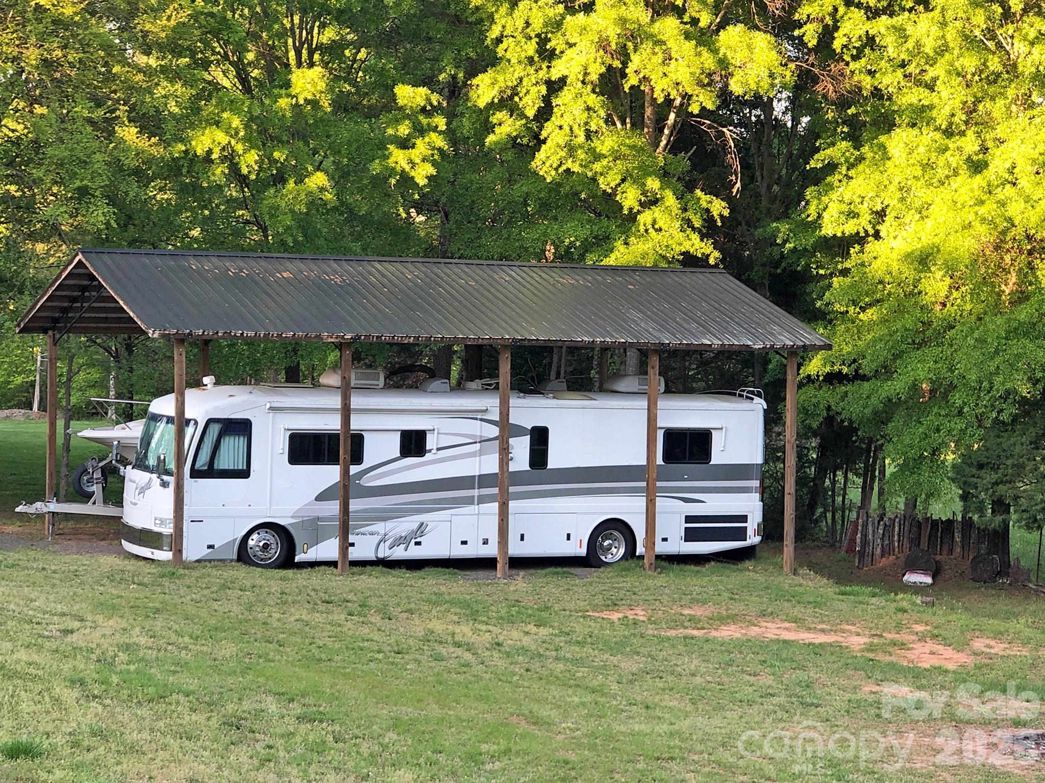 132 Monarch Lane — Mooresville