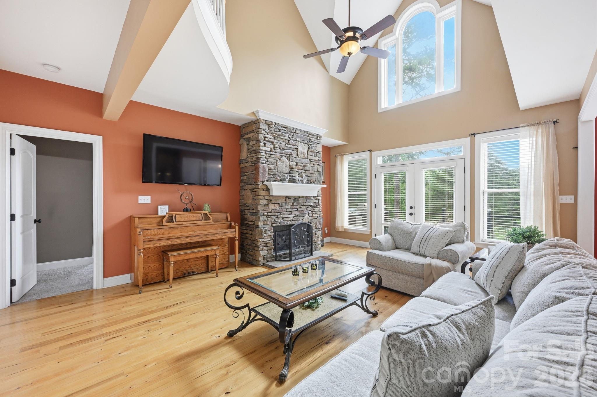 132 Monarch Lane — Mooresville
