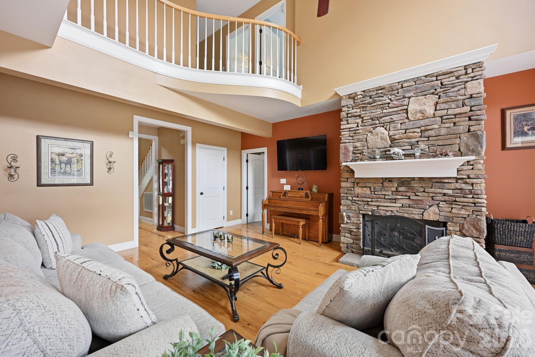 132 Monarch Lane — Mooresville