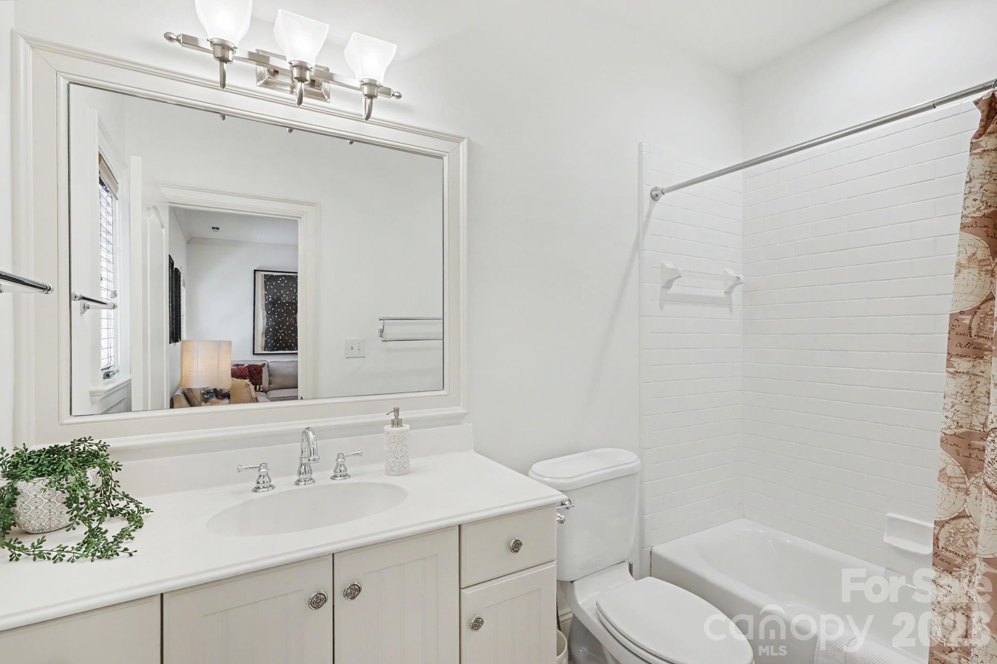 508 Hideaway Ridge Court — Matthews