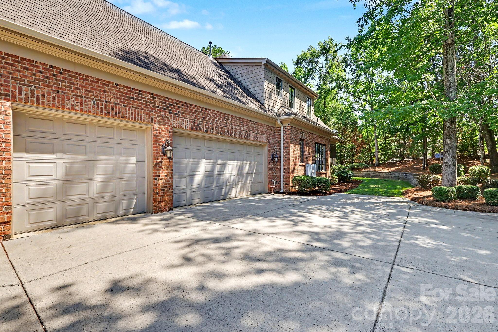 508 Hideaway Ridge Court — Matthews