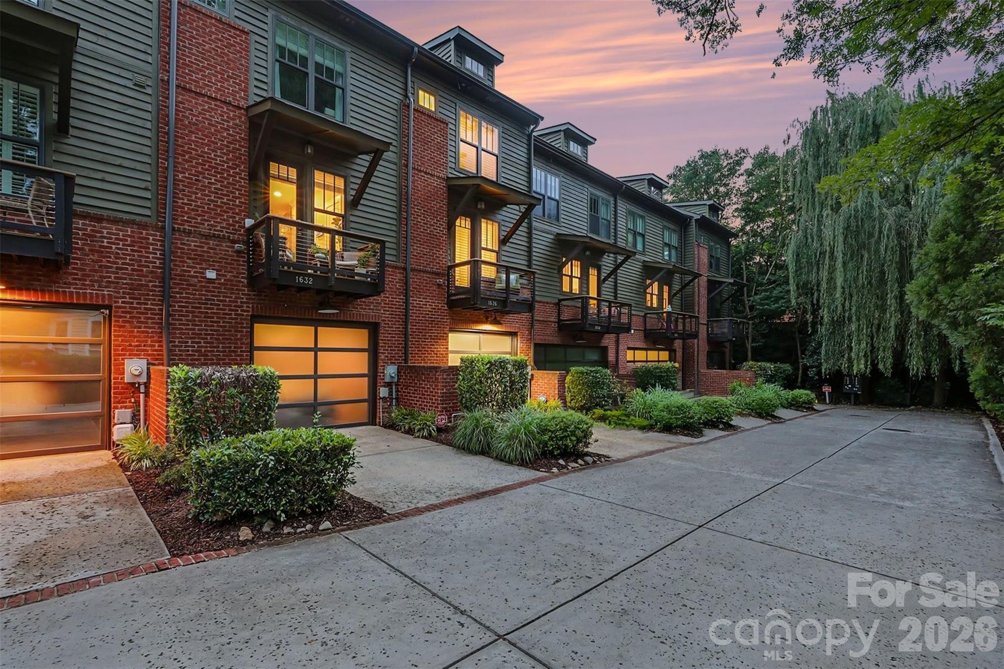 1636 Kenilworth Avenue — Charlotte