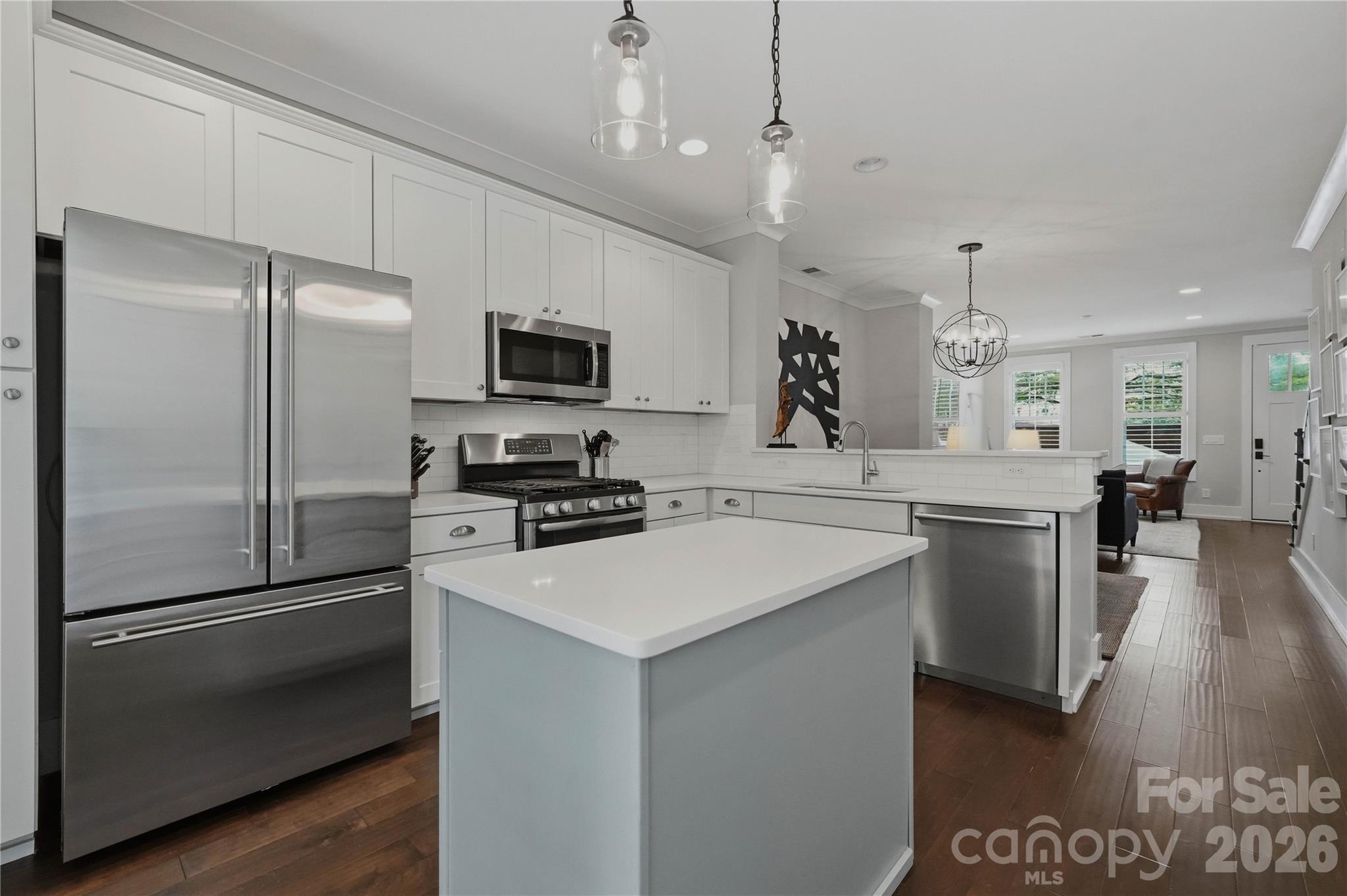 1636 Kenilworth Avenue — Charlotte