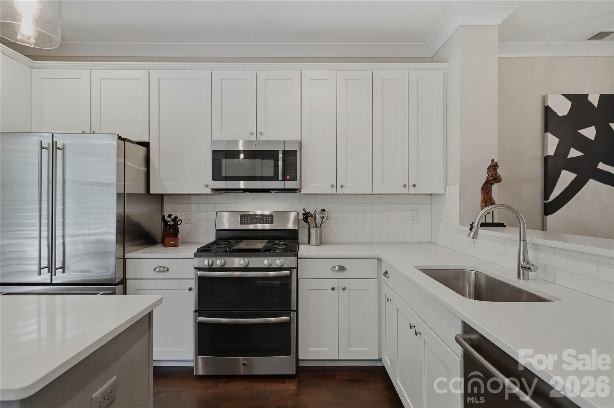 1636 Kenilworth Avenue — Charlotte