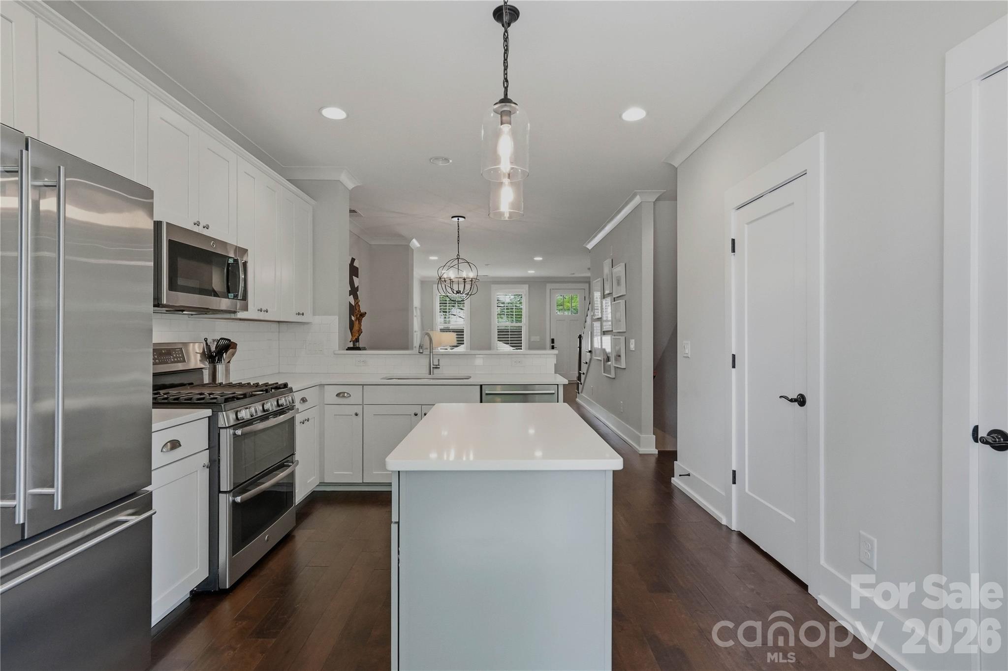 1636 Kenilworth Avenue — Charlotte