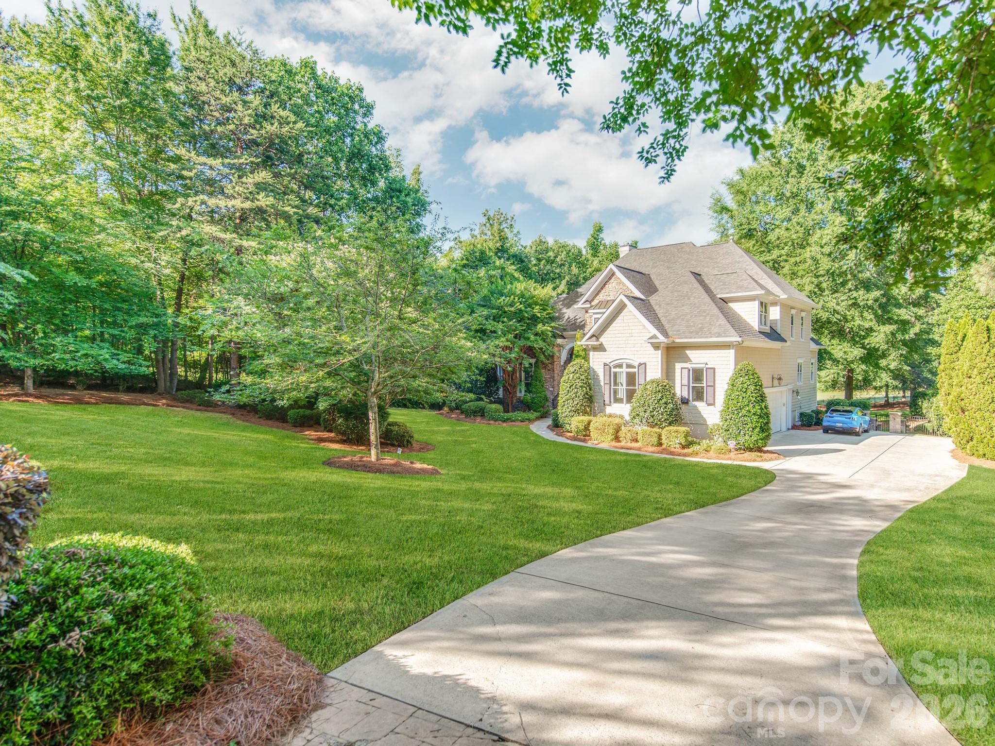 1744 Brawley School Road — Mooresville