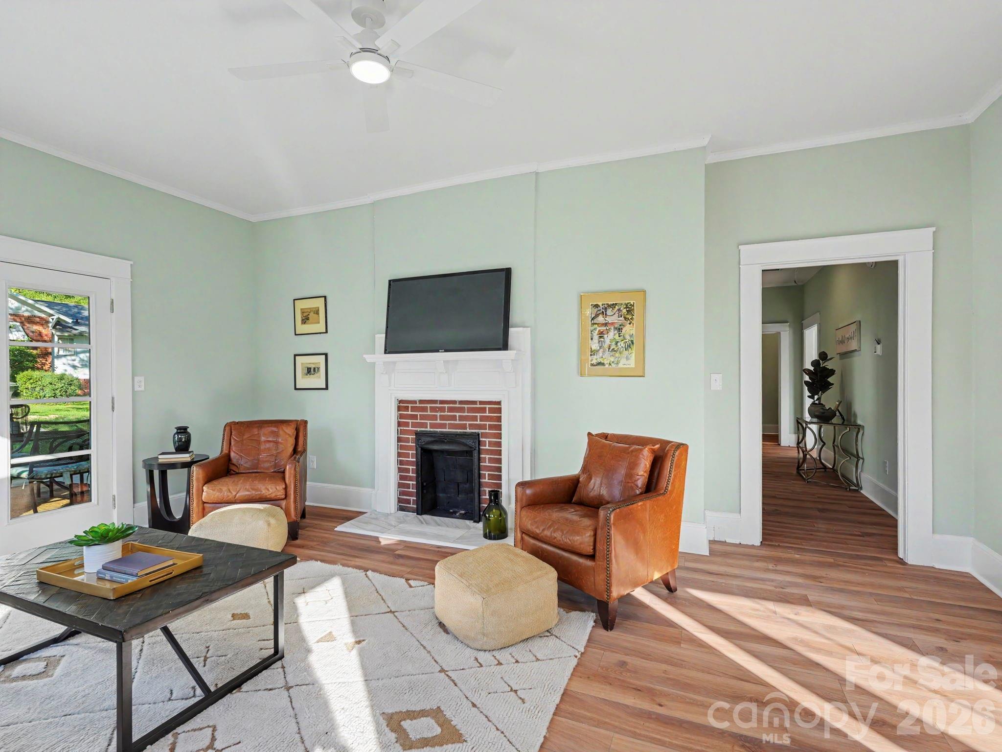 152 West End Street — Chester