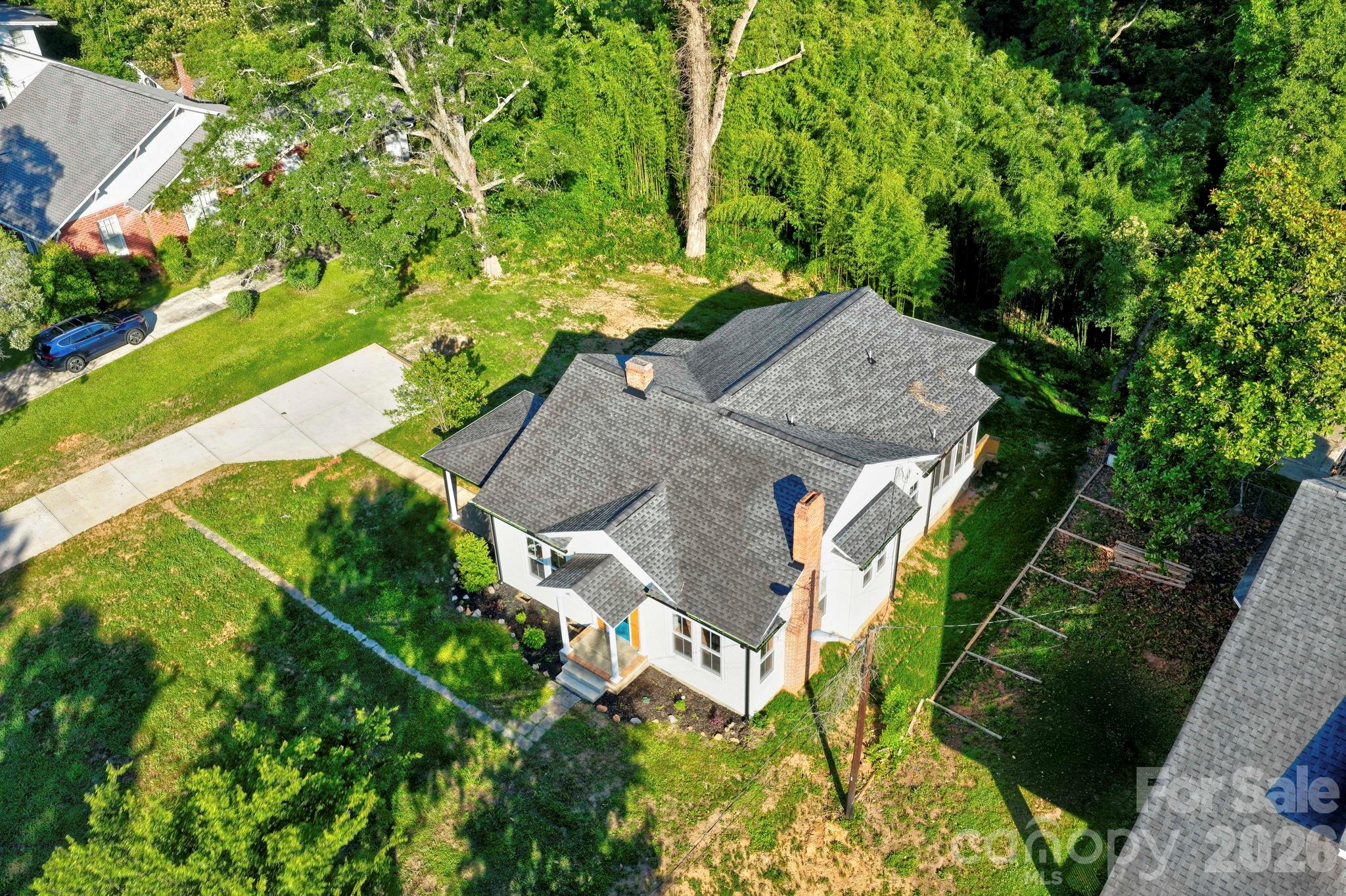 152 West End Street — Chester