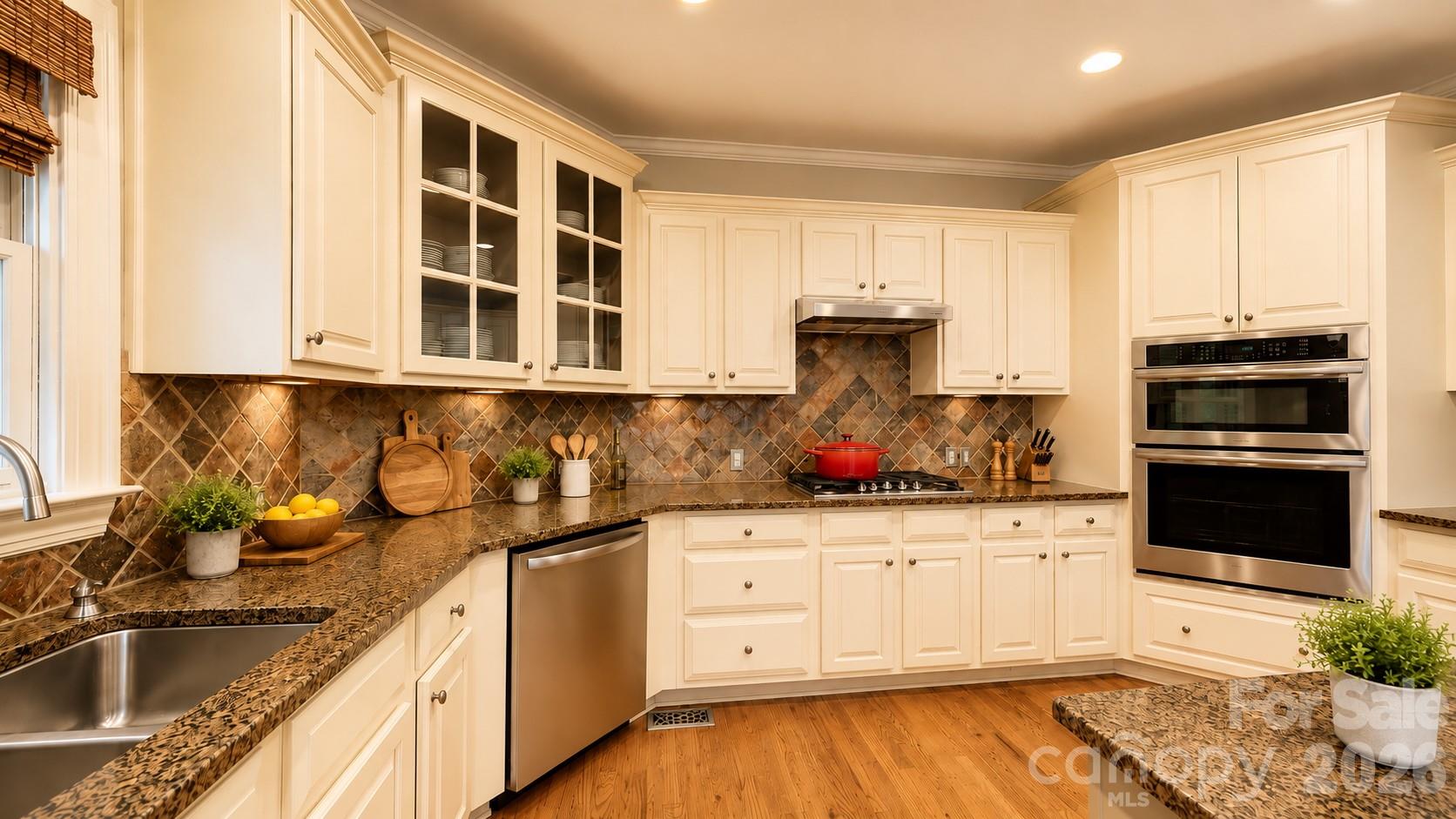 7010 Stanbury Drive — Matthews
