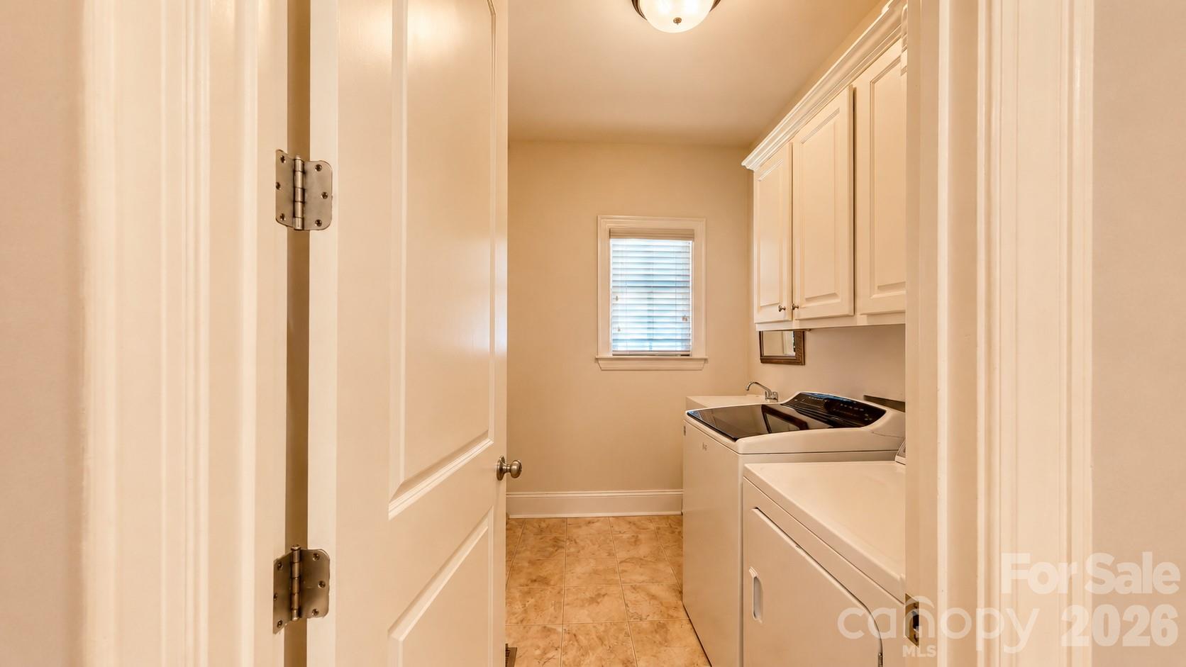 7010 Stanbury Drive — Matthews