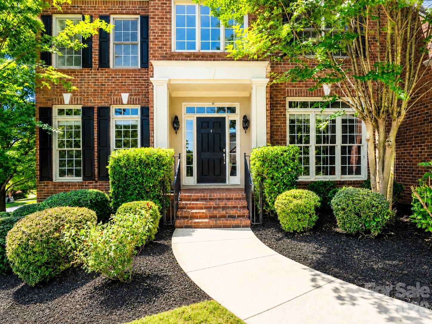 7010 Stanbury Drive — Matthews