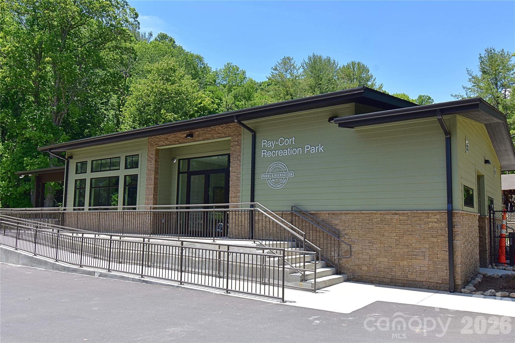 145 Lincoln Park Road #G — Burnsville