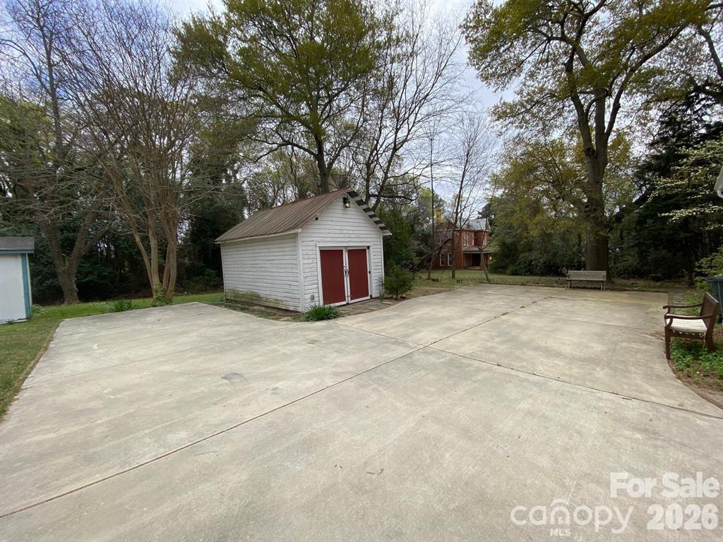 105 Brent Street — Wadesboro