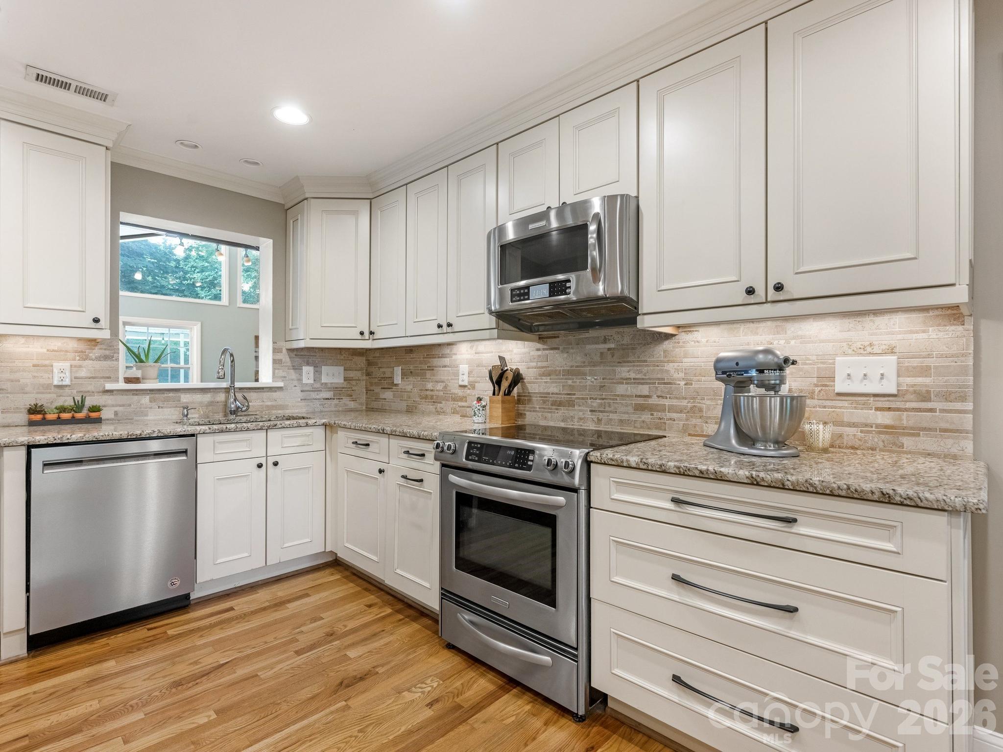 5634 Wedgewood Drive — Charlotte