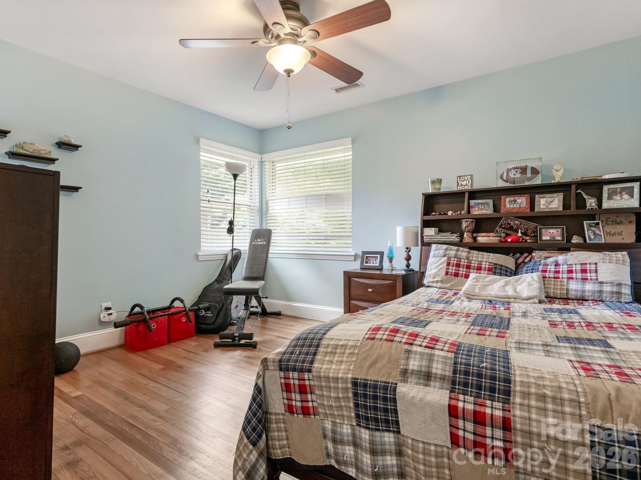 5634 Wedgewood Drive — Charlotte
