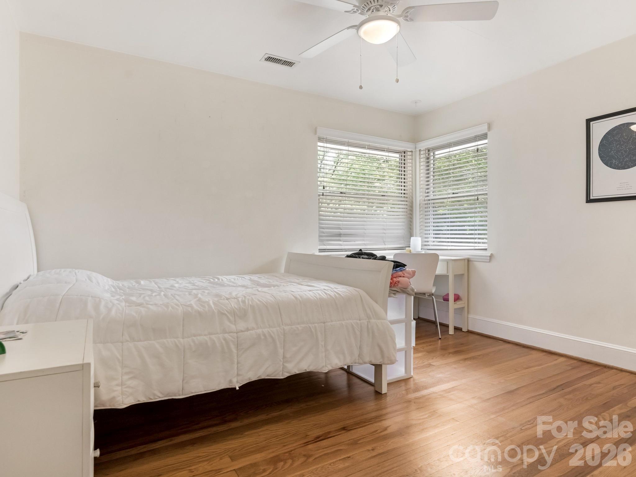 5634 Wedgewood Drive — Charlotte