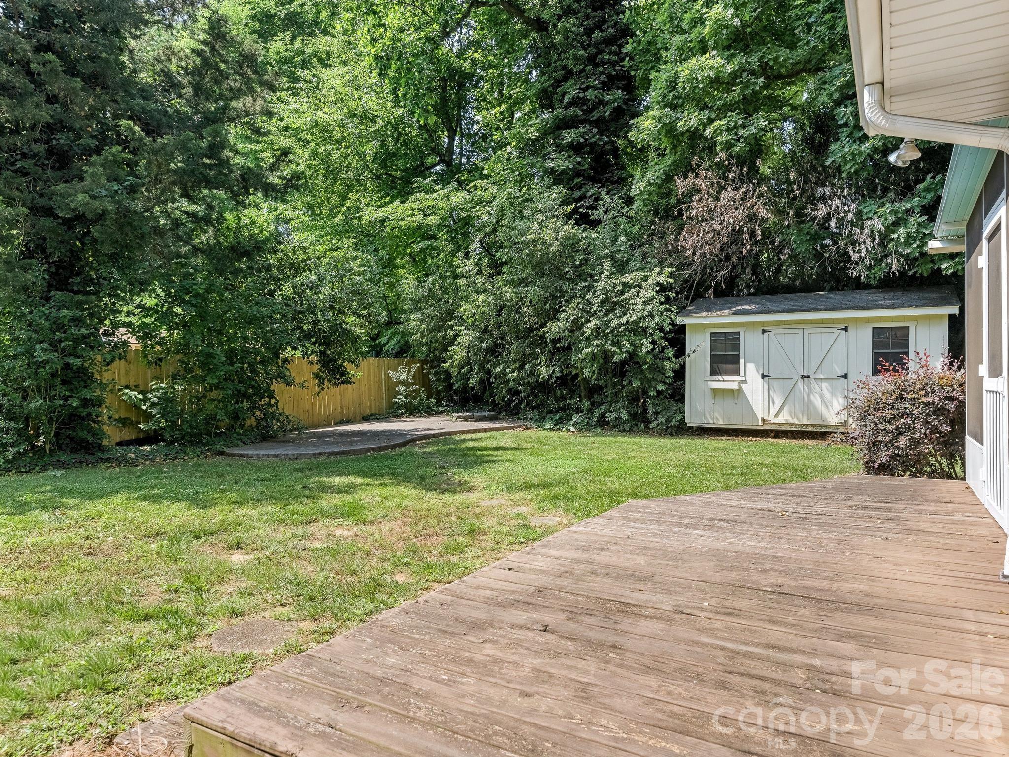 5634 Wedgewood Drive — Charlotte