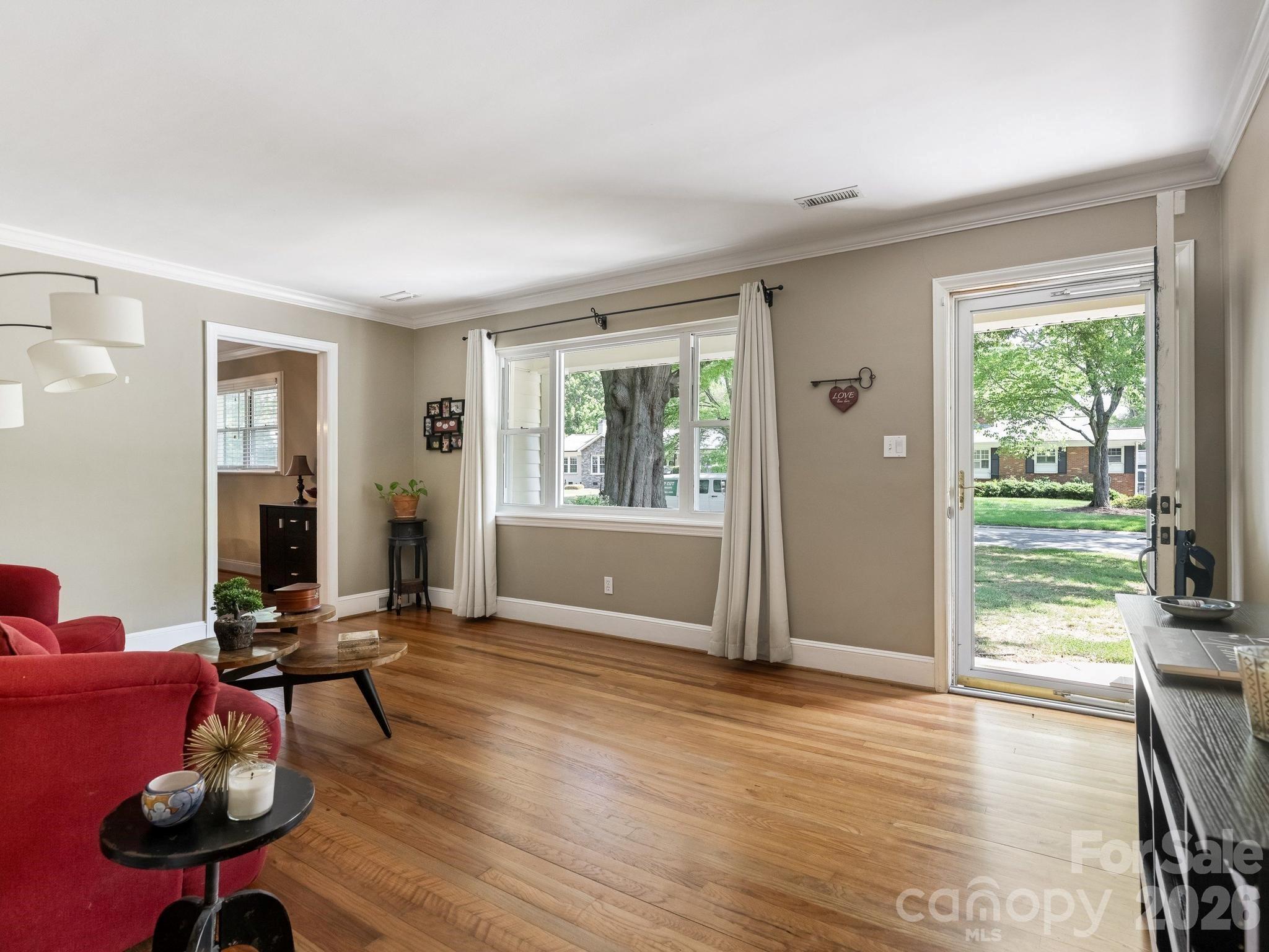 5634 Wedgewood Drive — Charlotte