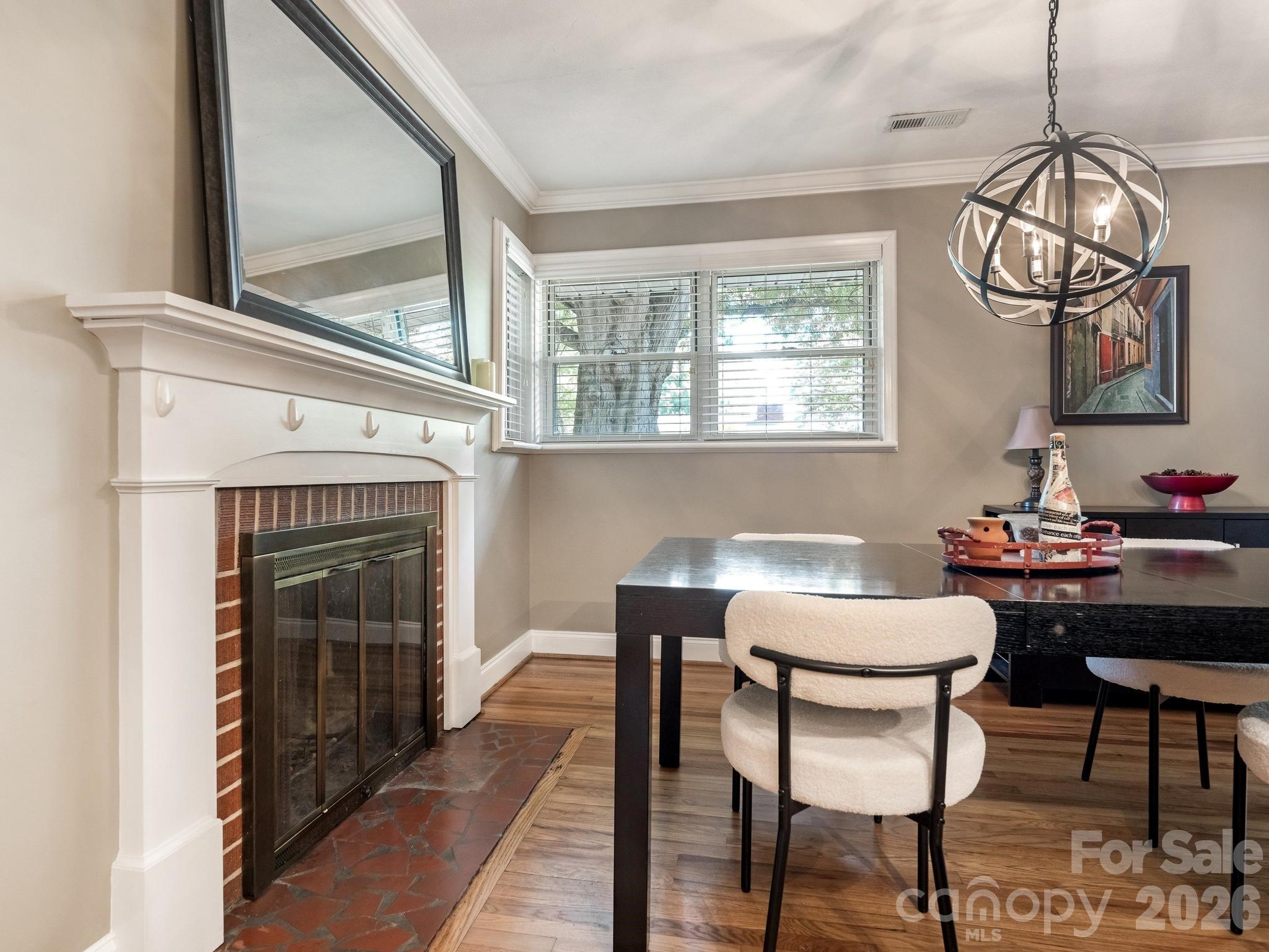 5634 Wedgewood Drive — Charlotte