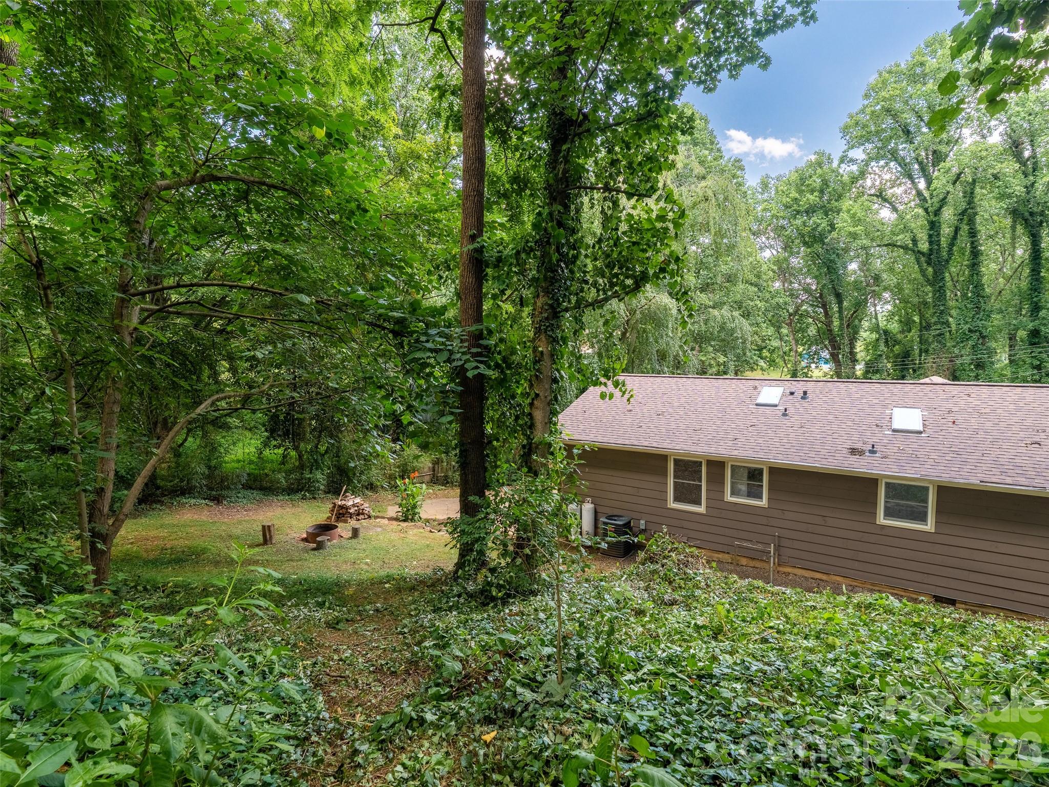 41 Pinehurst Road — Asheville