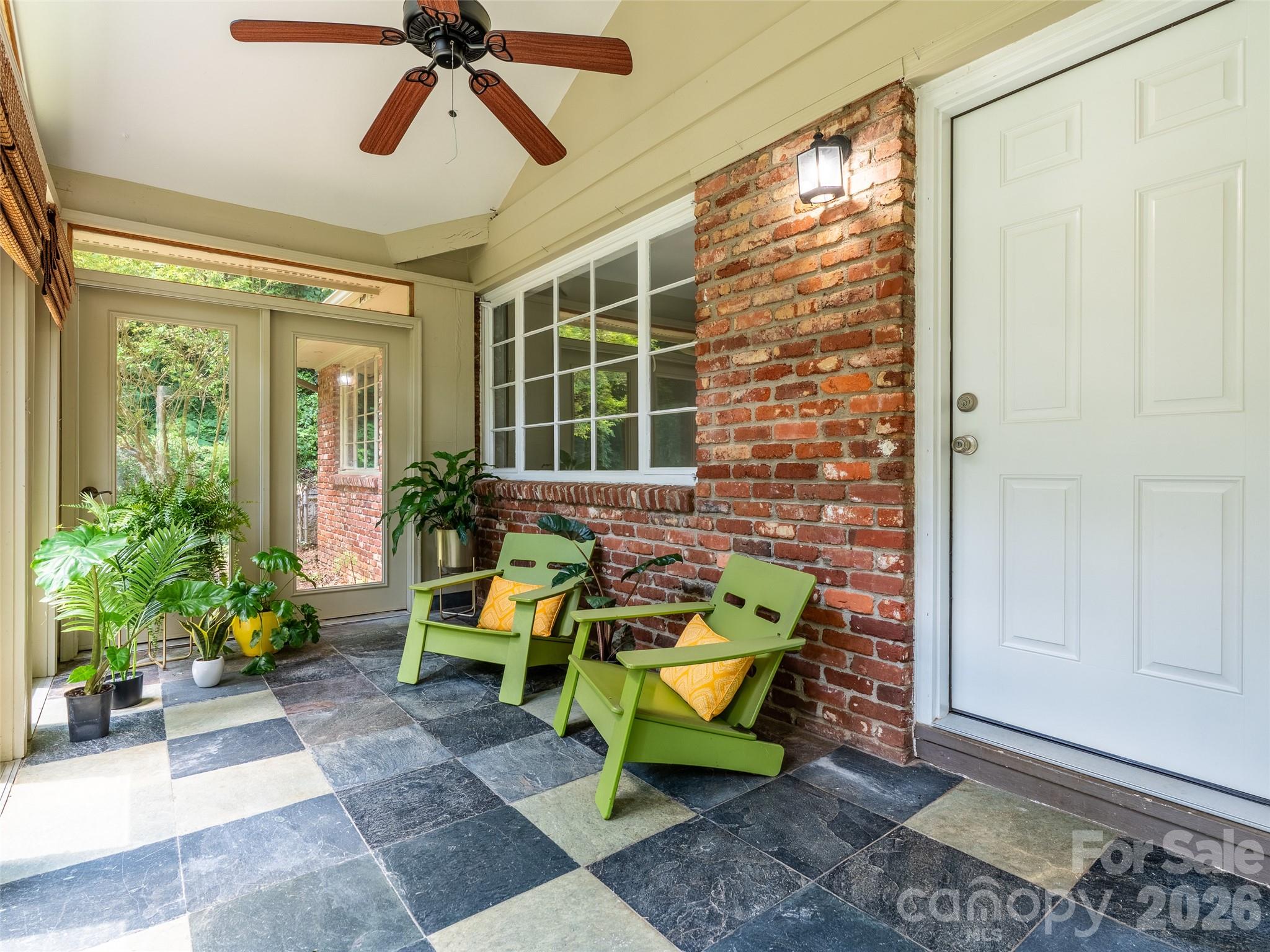 41 Pinehurst Road — Asheville