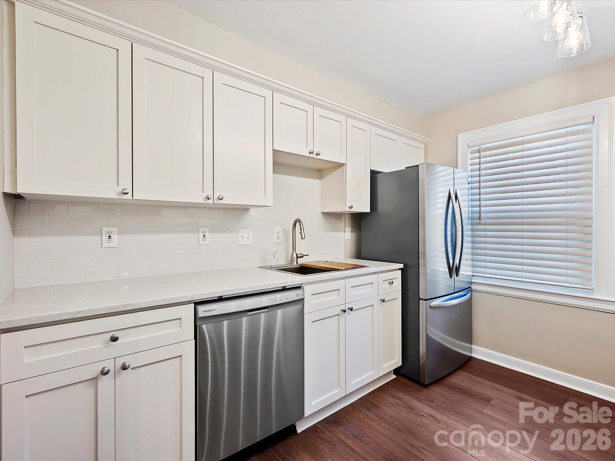 107 S Laurel Avenue #101A — Charlotte