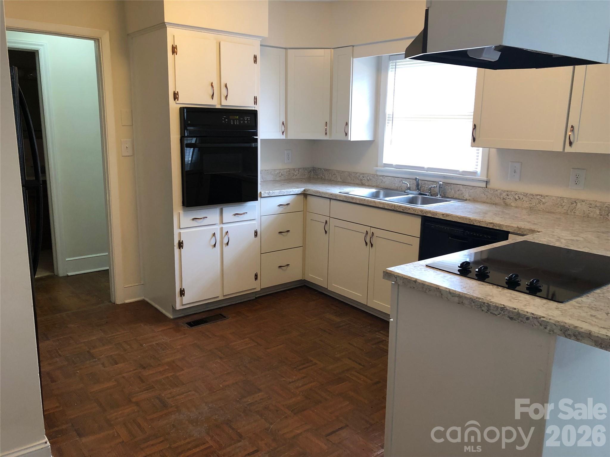 128 Woodlynn Drive — Charlotte