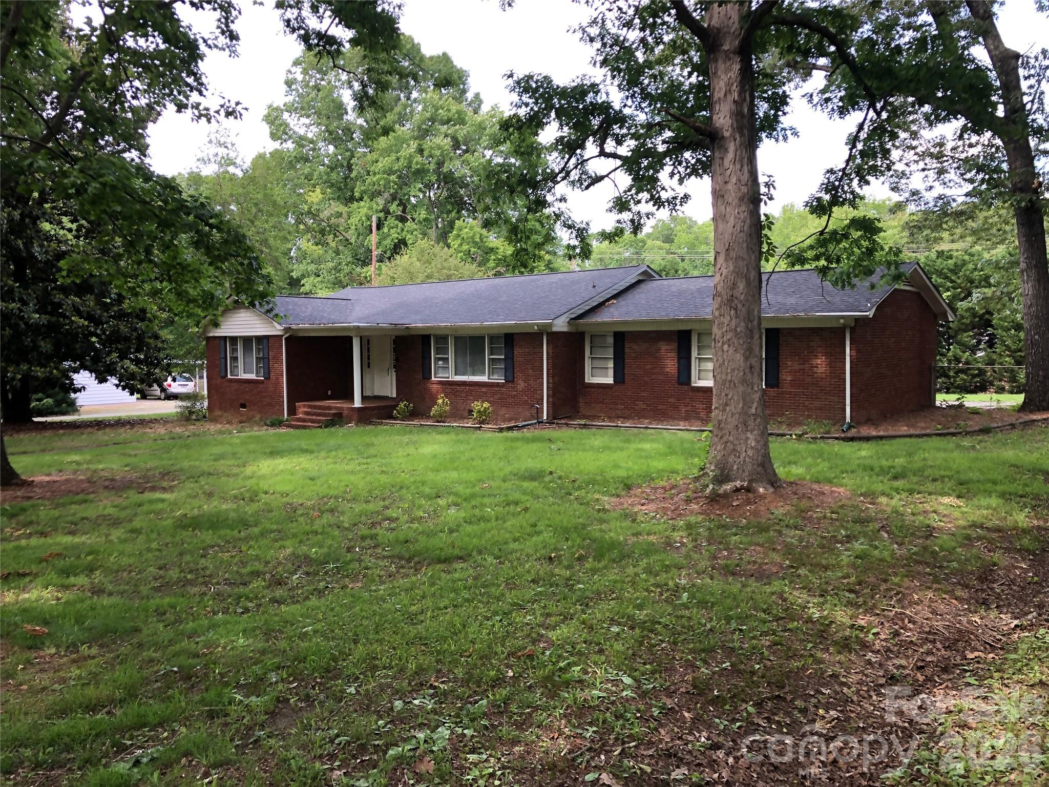 128 Woodlynn Drive — Charlotte