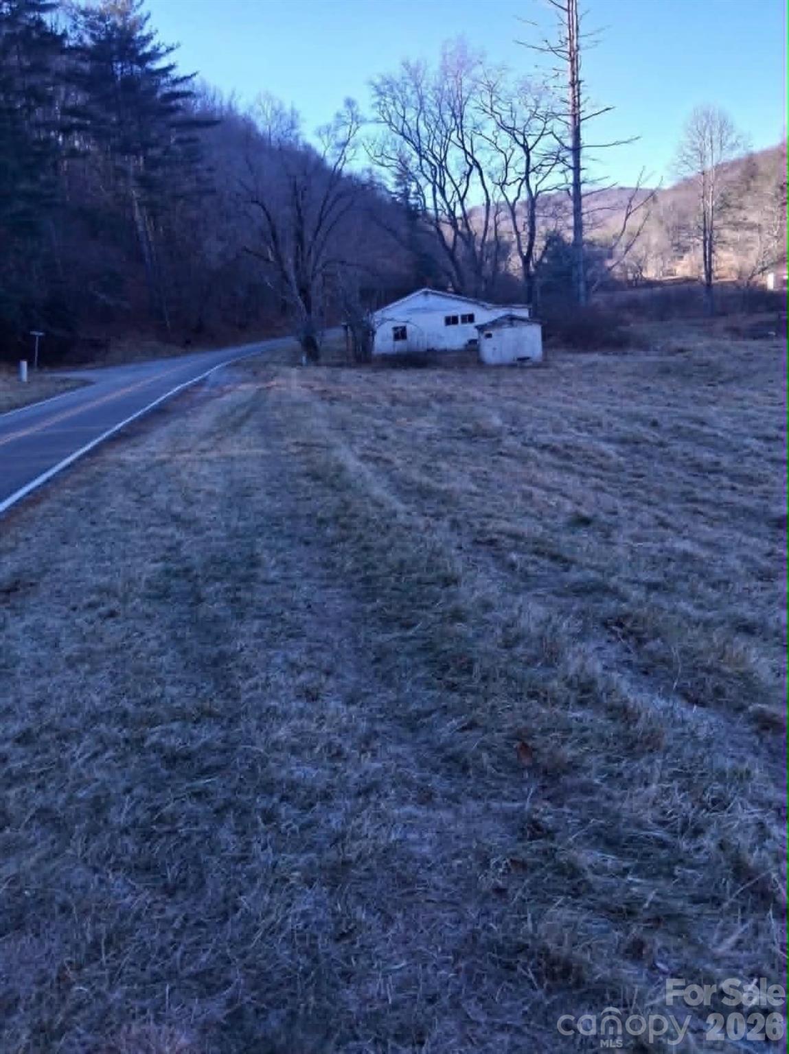 1298 Air Bellows Gap Road — Sparta