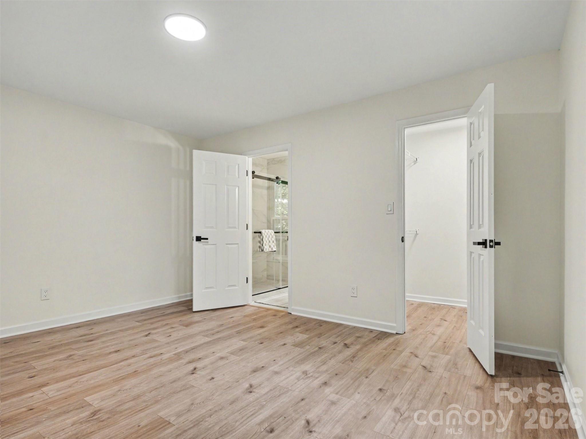 7382 Summit Drive — Denver