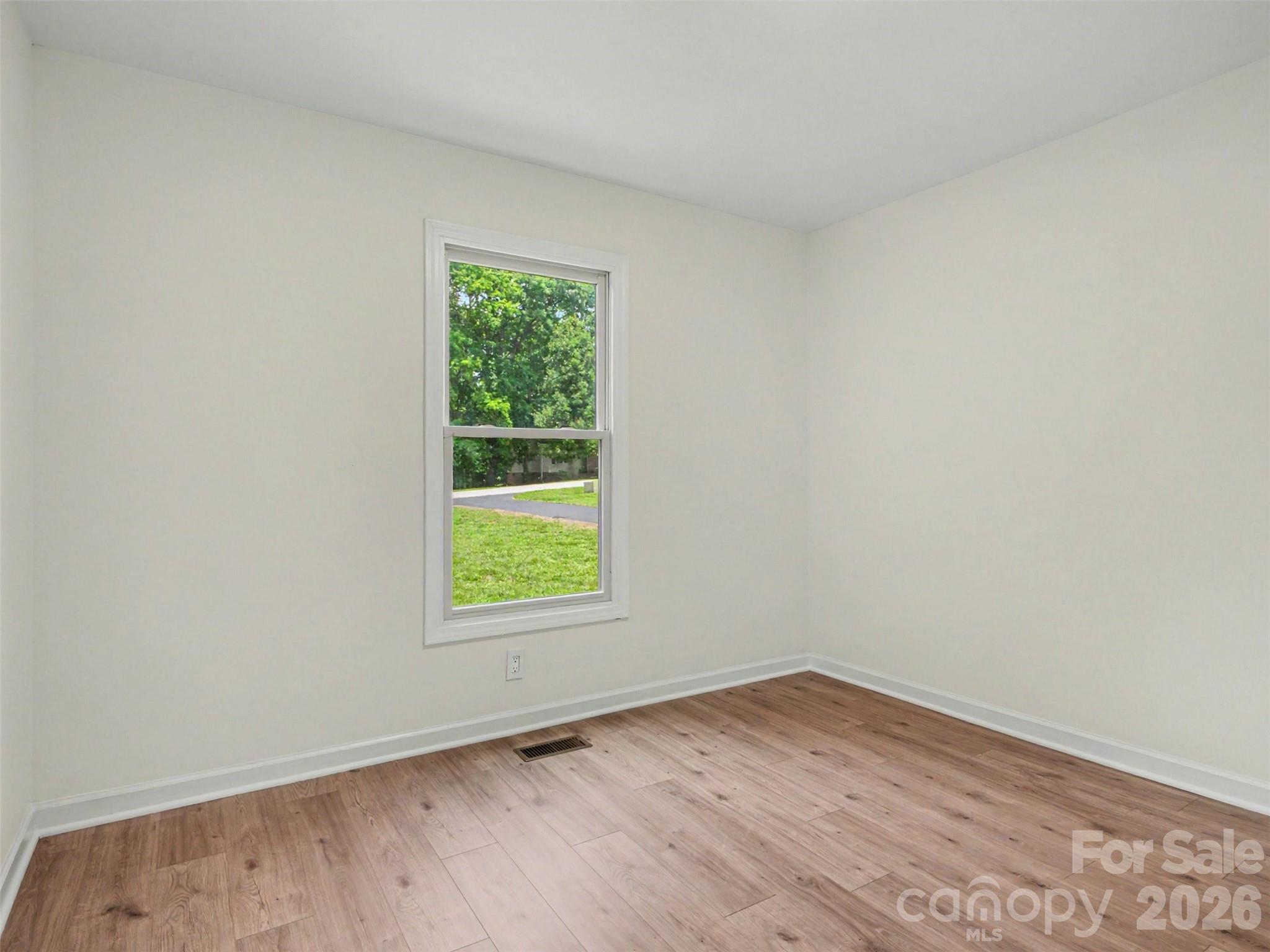 7382 Summit Drive — Denver
