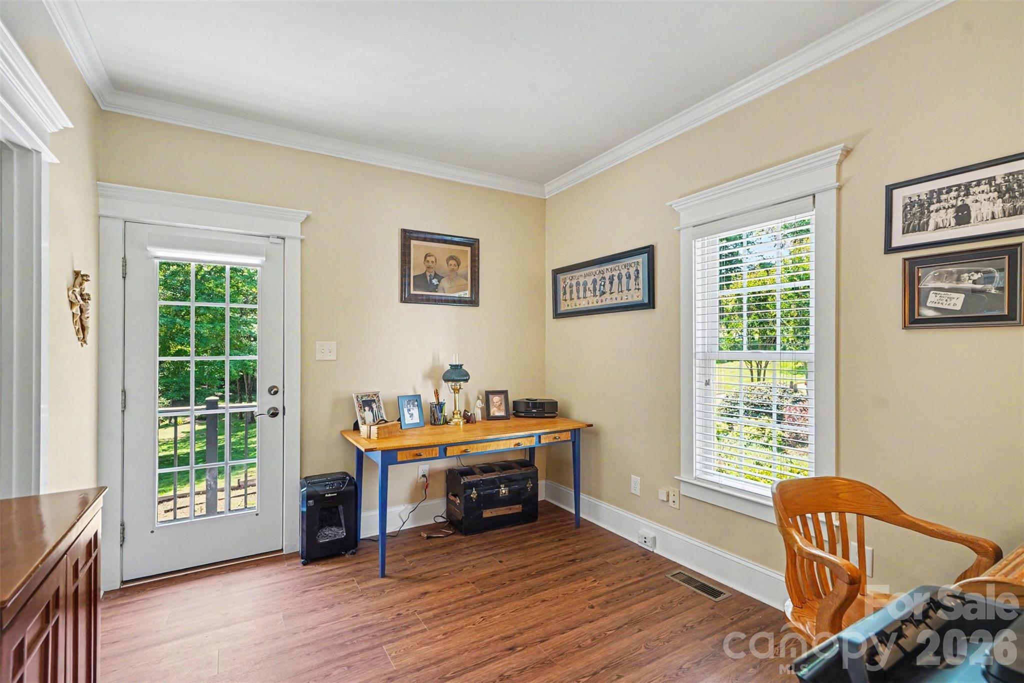 162 Twin Lakes Drive — Statesville
