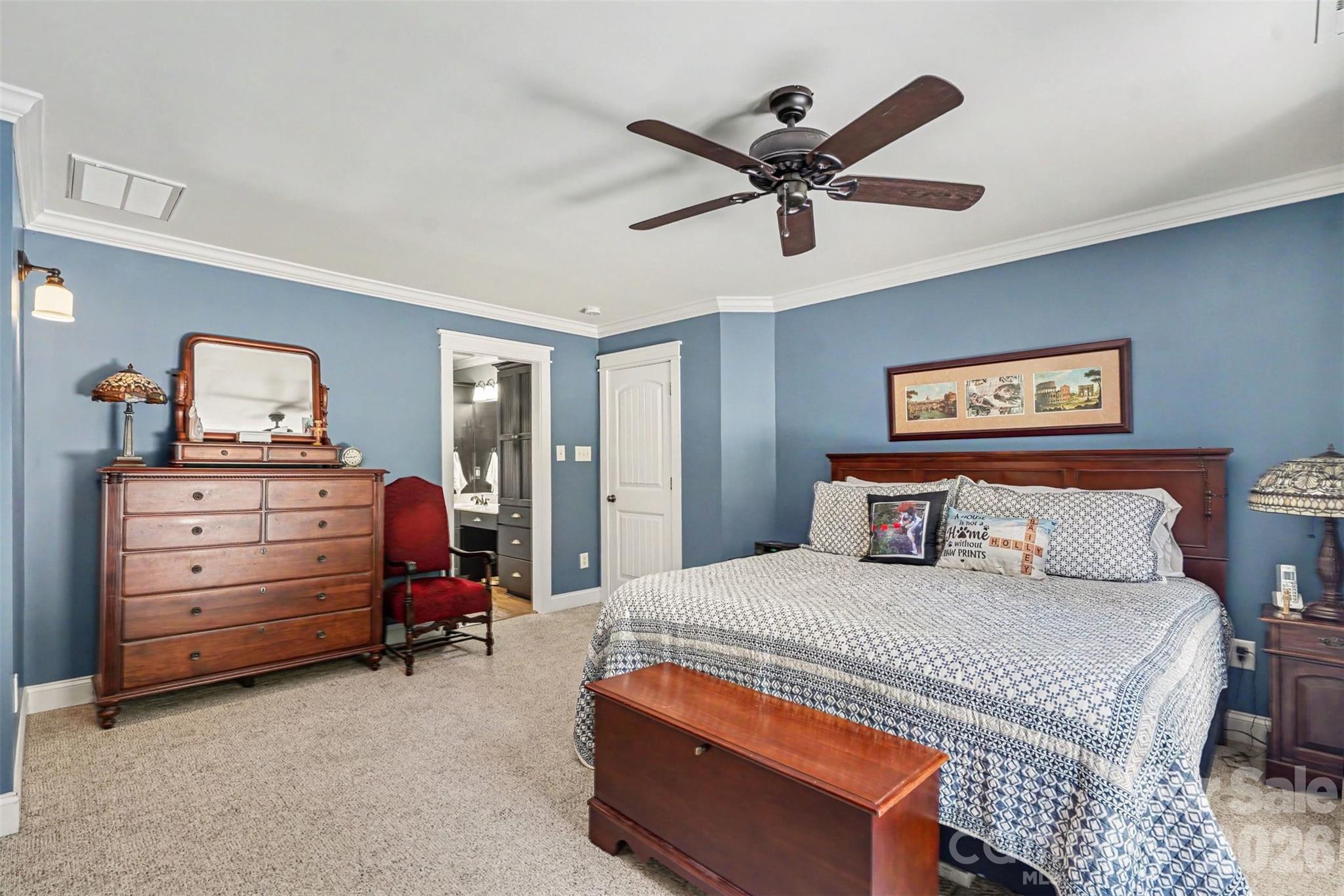 162 Twin Lakes Drive — Statesville