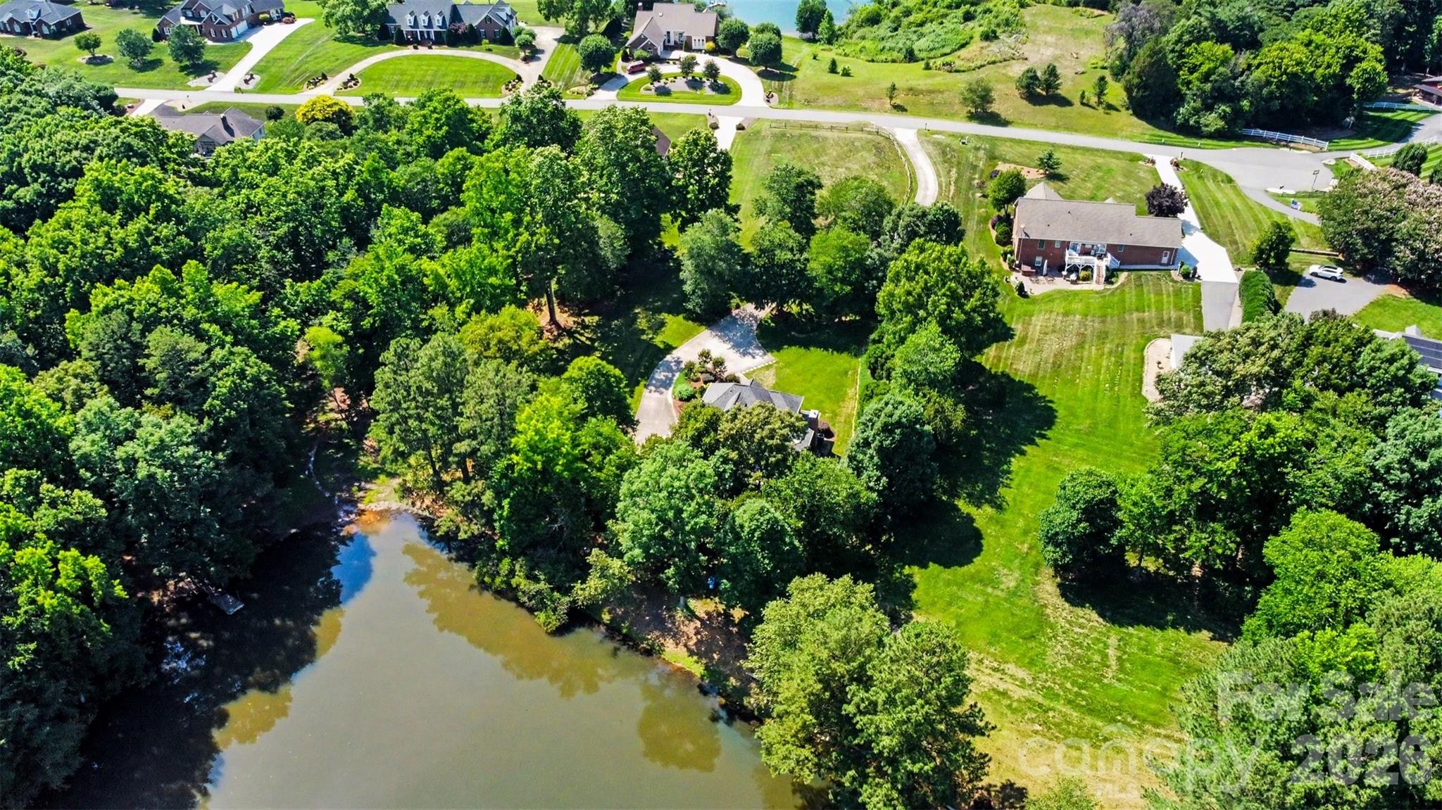 162 Twin Lakes Drive — Statesville