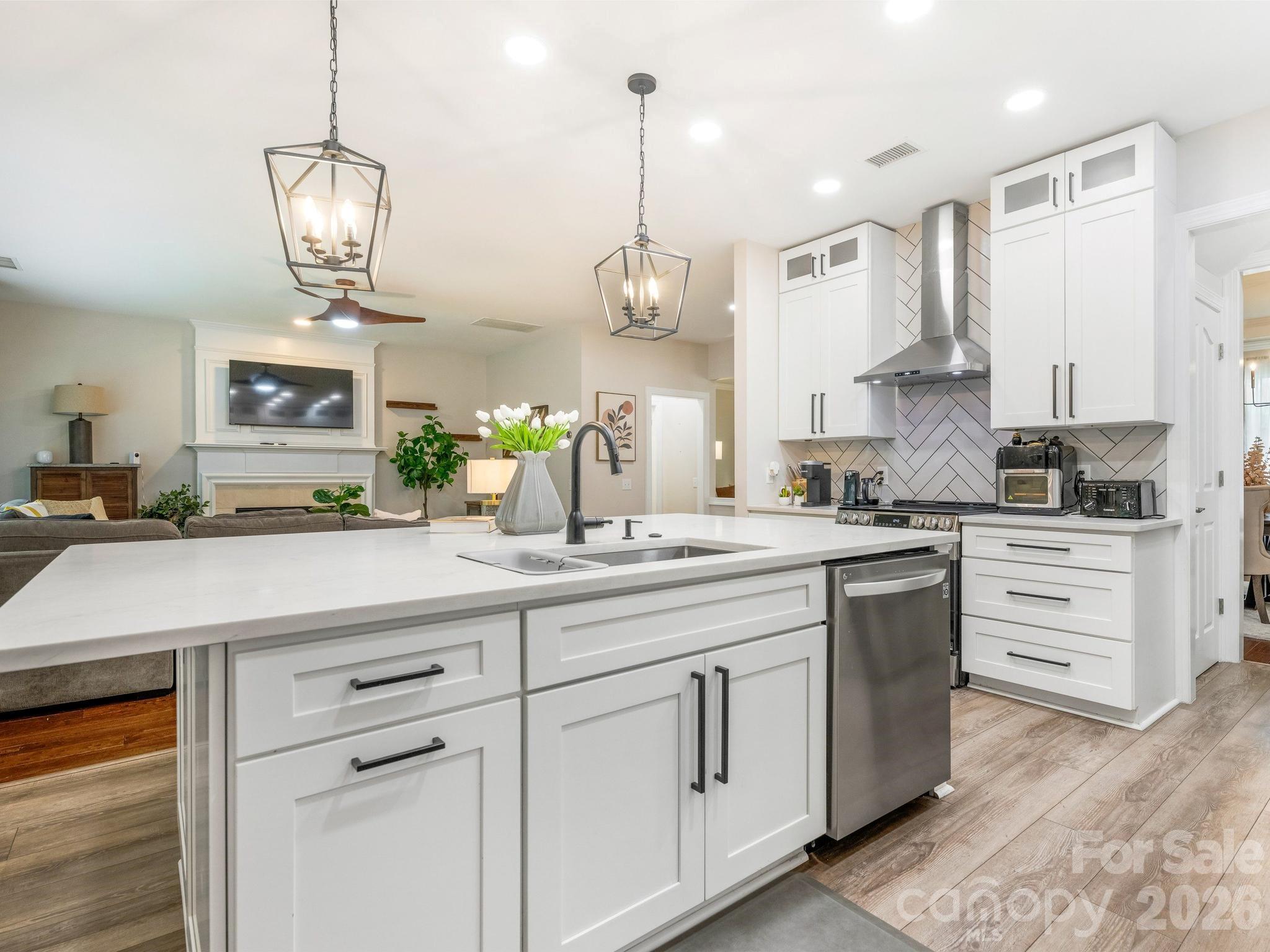 6807 Guinevere Drive — Charlotte