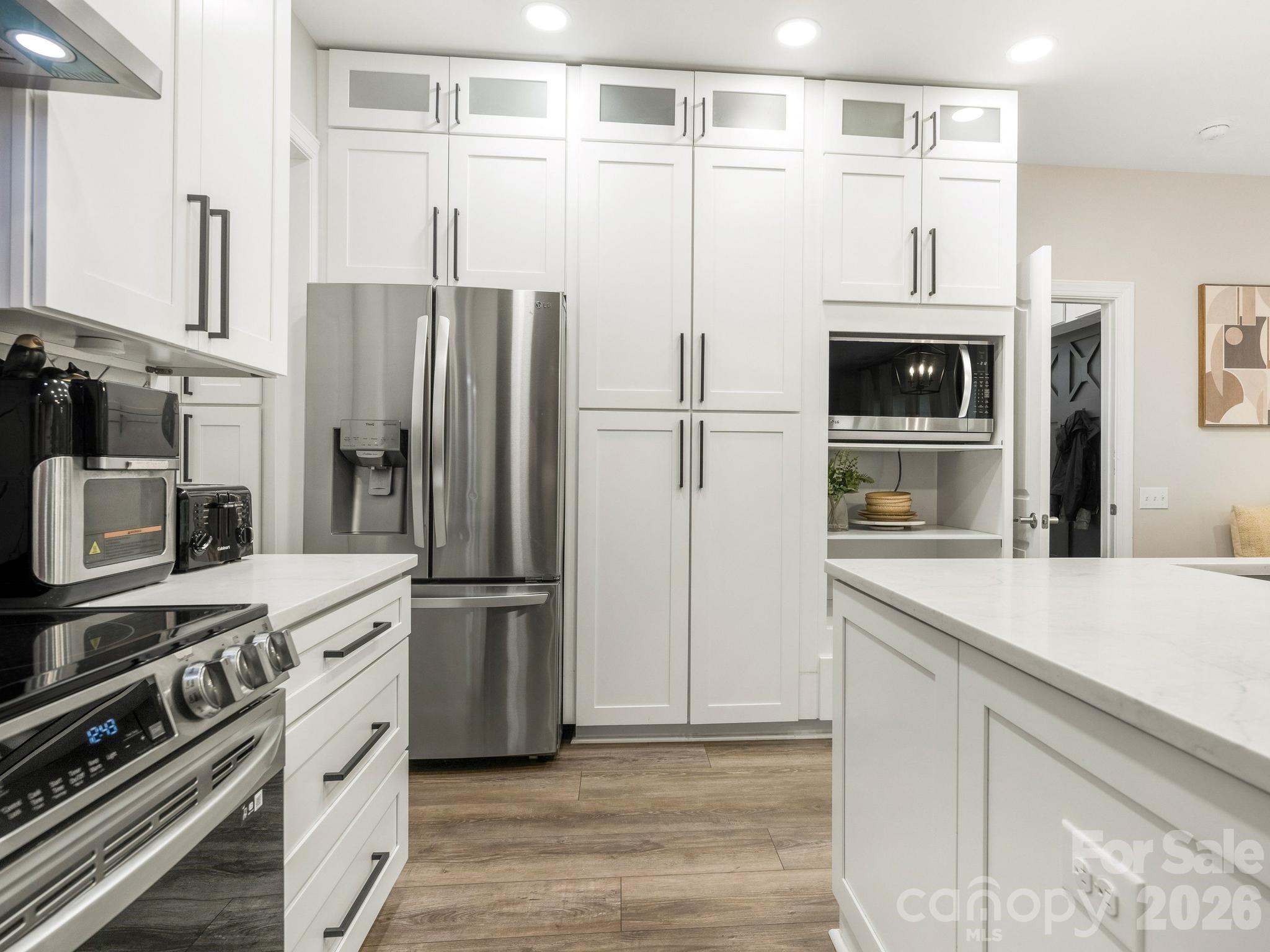 6807 Guinevere Drive — Charlotte