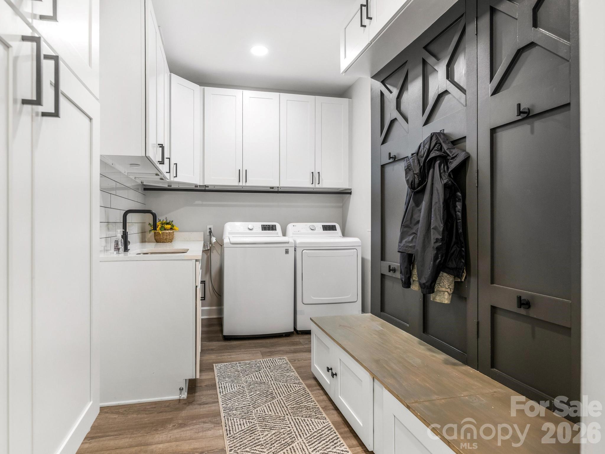 6807 Guinevere Drive — Charlotte