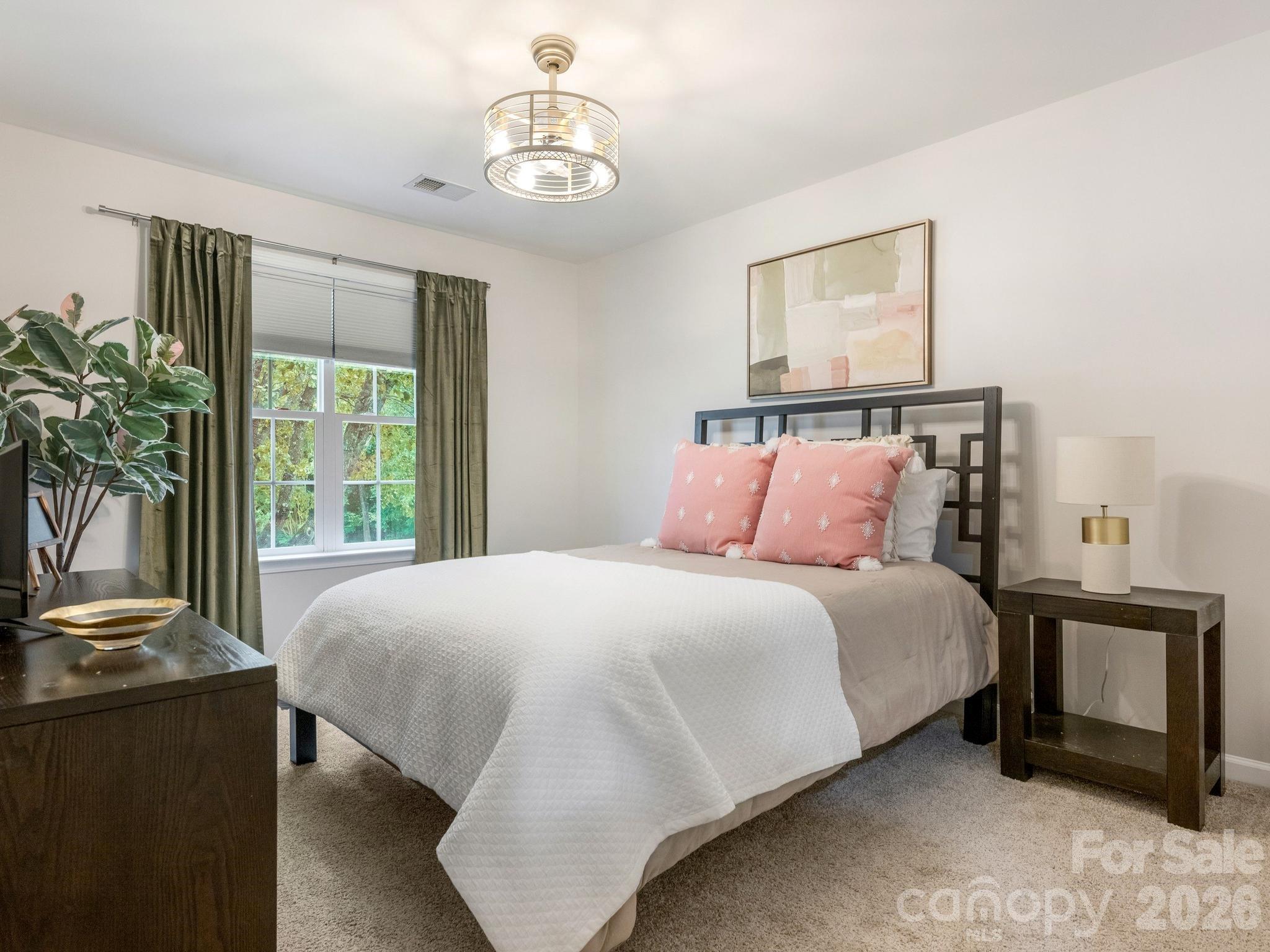 6807 Guinevere Drive — Charlotte