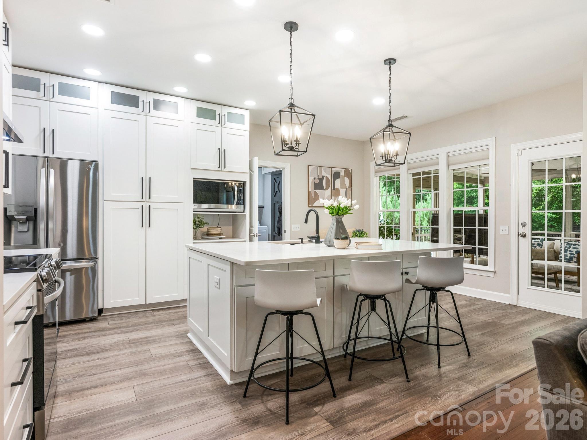 6807 Guinevere Drive — Charlotte