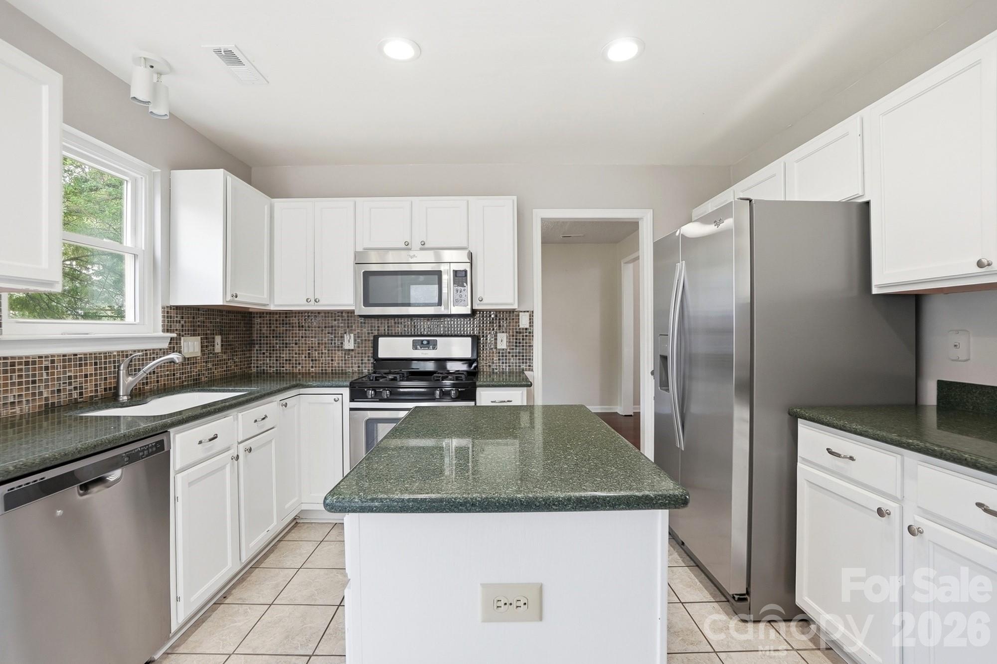 11323 Laurel View Drive — Charlotte