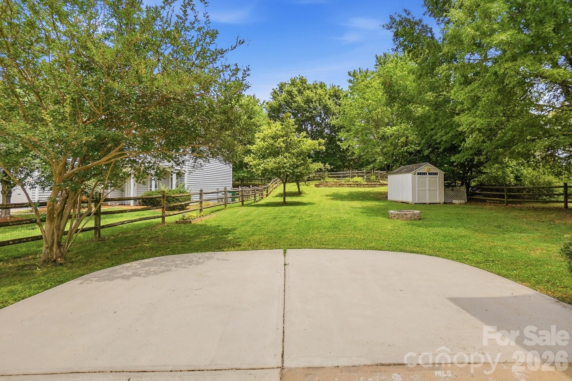 11323 Laurel View Drive — Charlotte