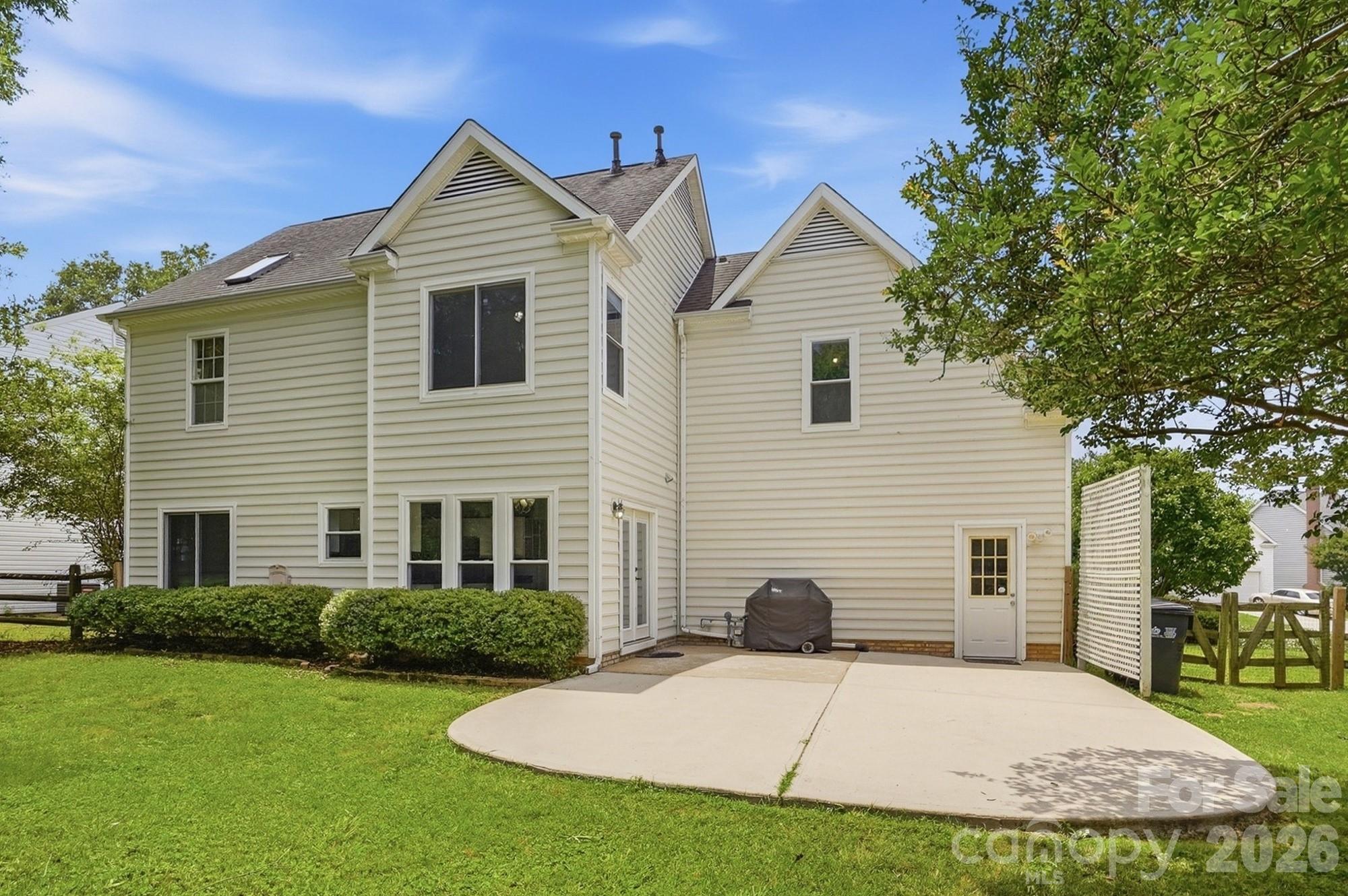 11323 Laurel View Drive — Charlotte