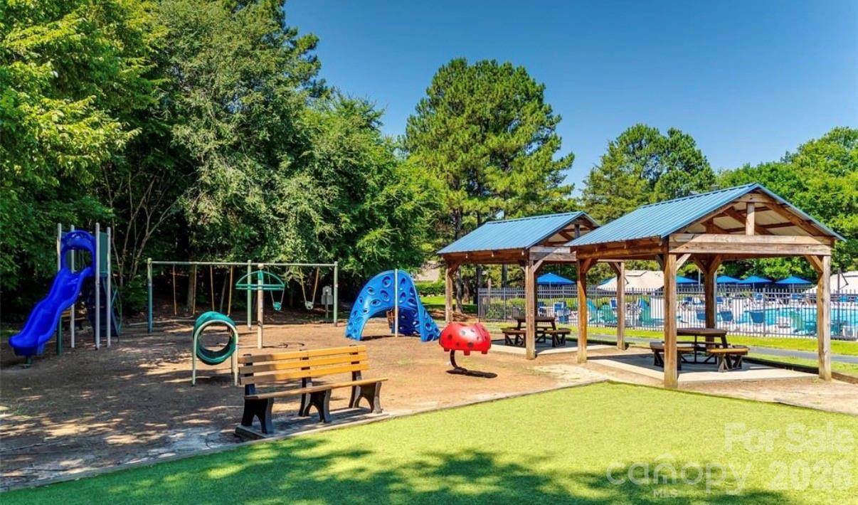 11323 Laurel View Drive — Charlotte