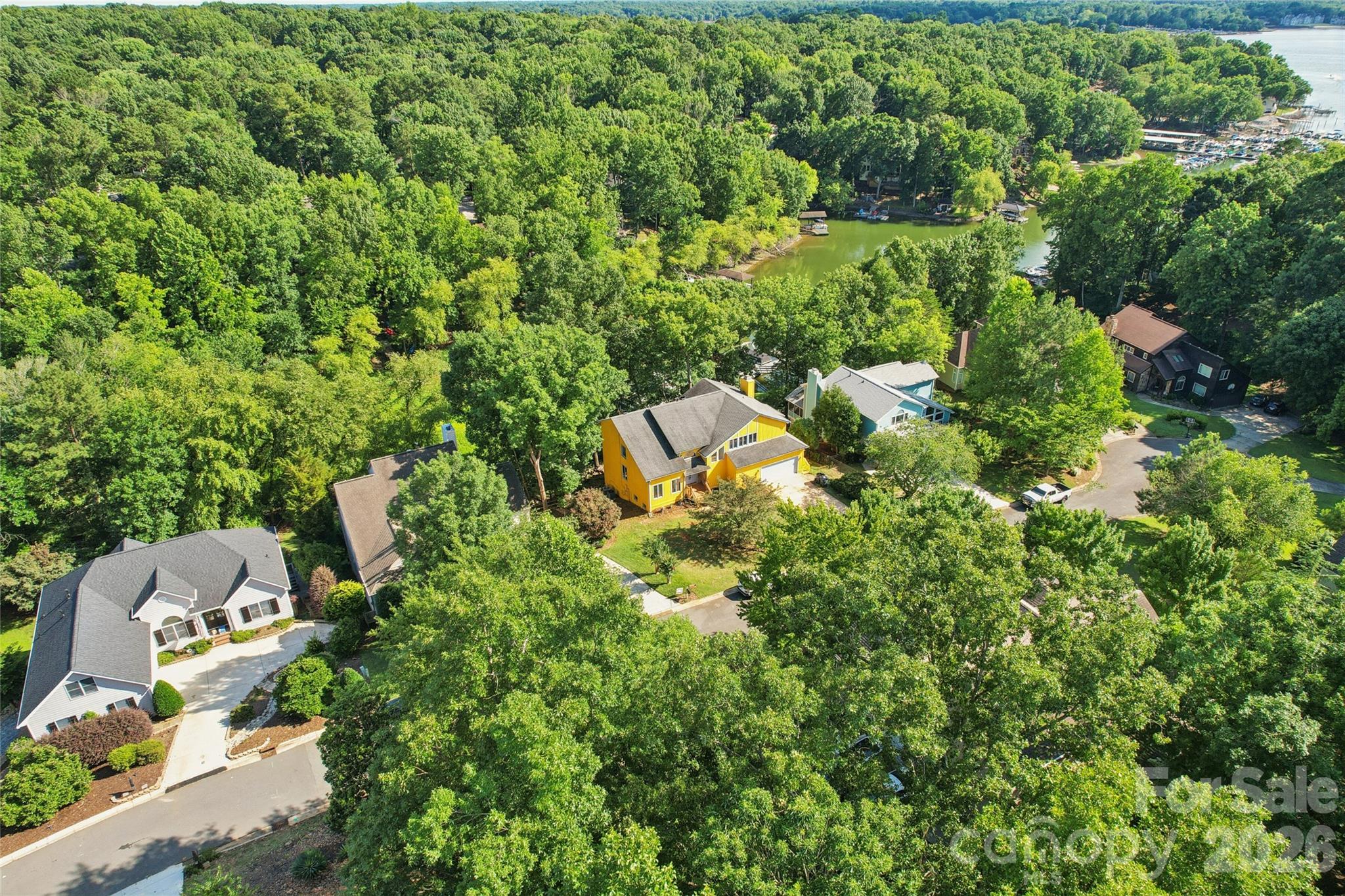 26049 Neptunes Landing — Tega Cay